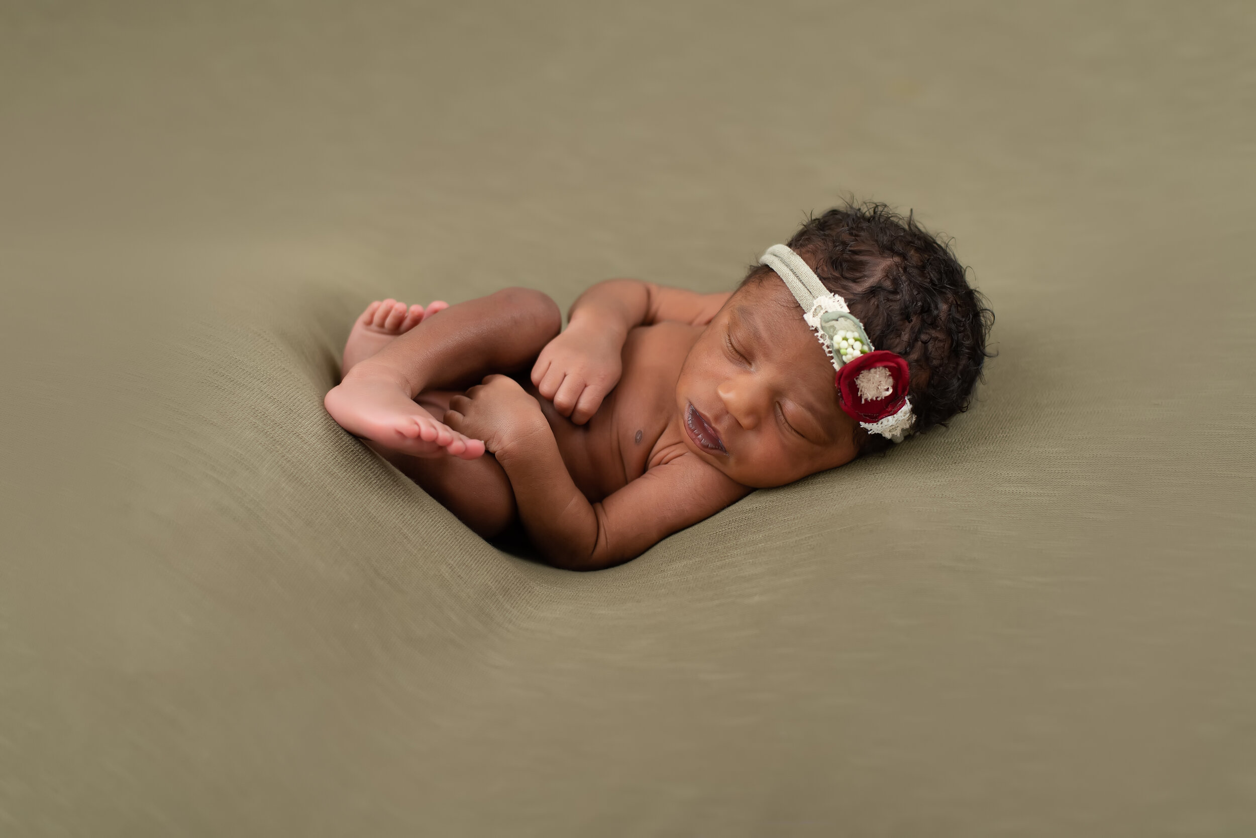  Illinois newborn photographer, central Illinois newborn photographer, Bloomington Illinois newborn photographer, springfield Illinois newborn photographer, Peoria Illinois newborn photographer, Decatur Illinois newborn photographer, Normal Illinois 