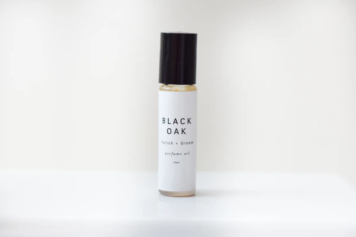 BLACK OAK PERFUME ROLL ON