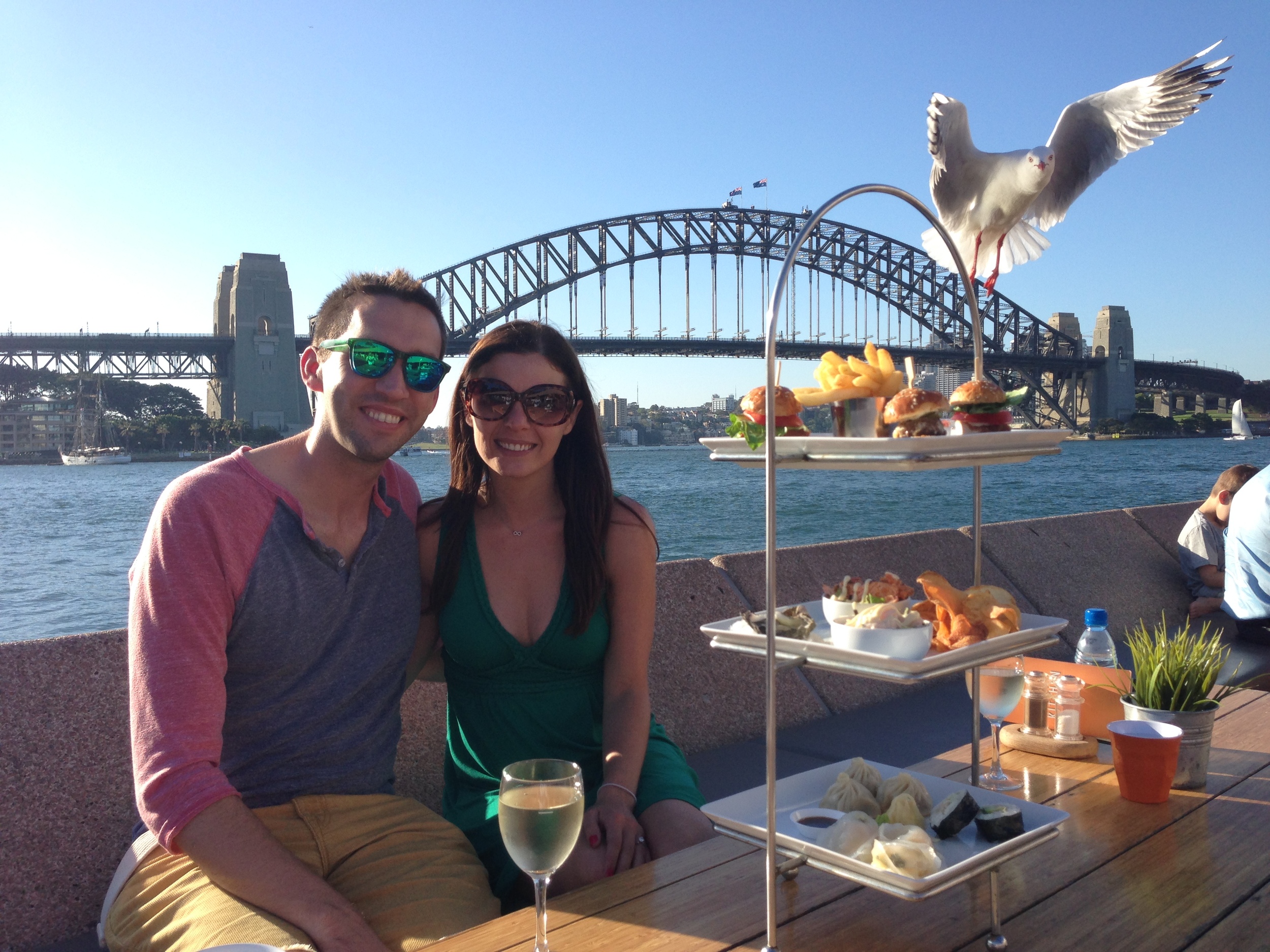 Sydney Opera House, 2014, Bird stole my food