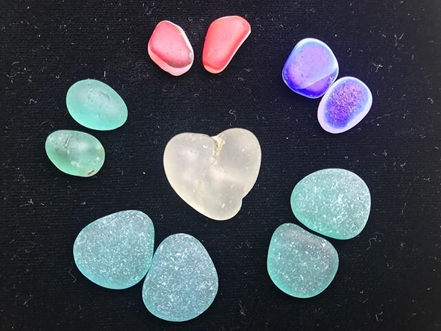 These beauties will be made into earrings and posted on my website this week. The adorable broken heart will be either a pendant or a necklace. All in preparation for a virtual seaglass fest hosted by Beachcombing Magazine this coming weekend! #seagl