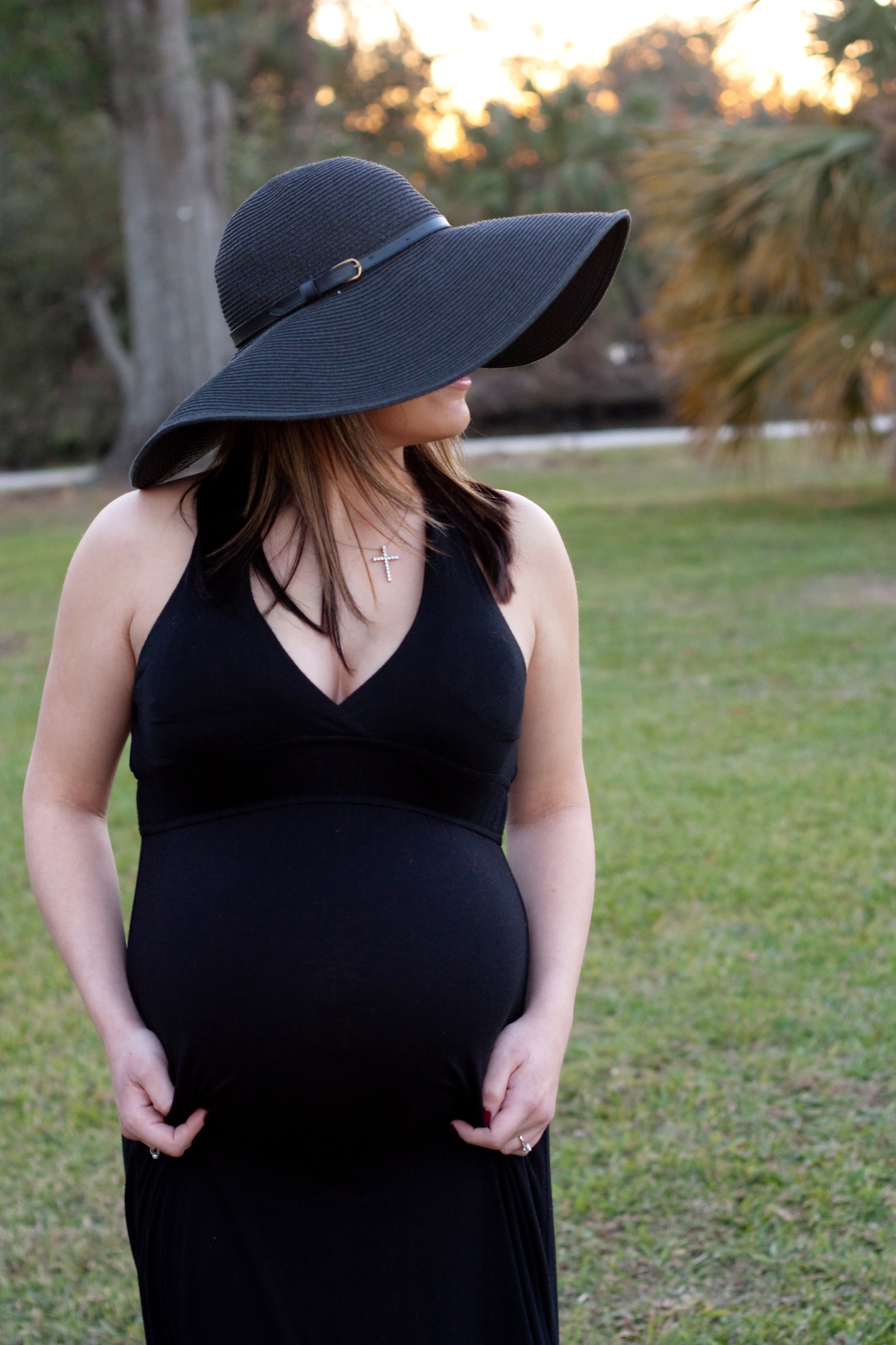 Tori Maternity Portrait