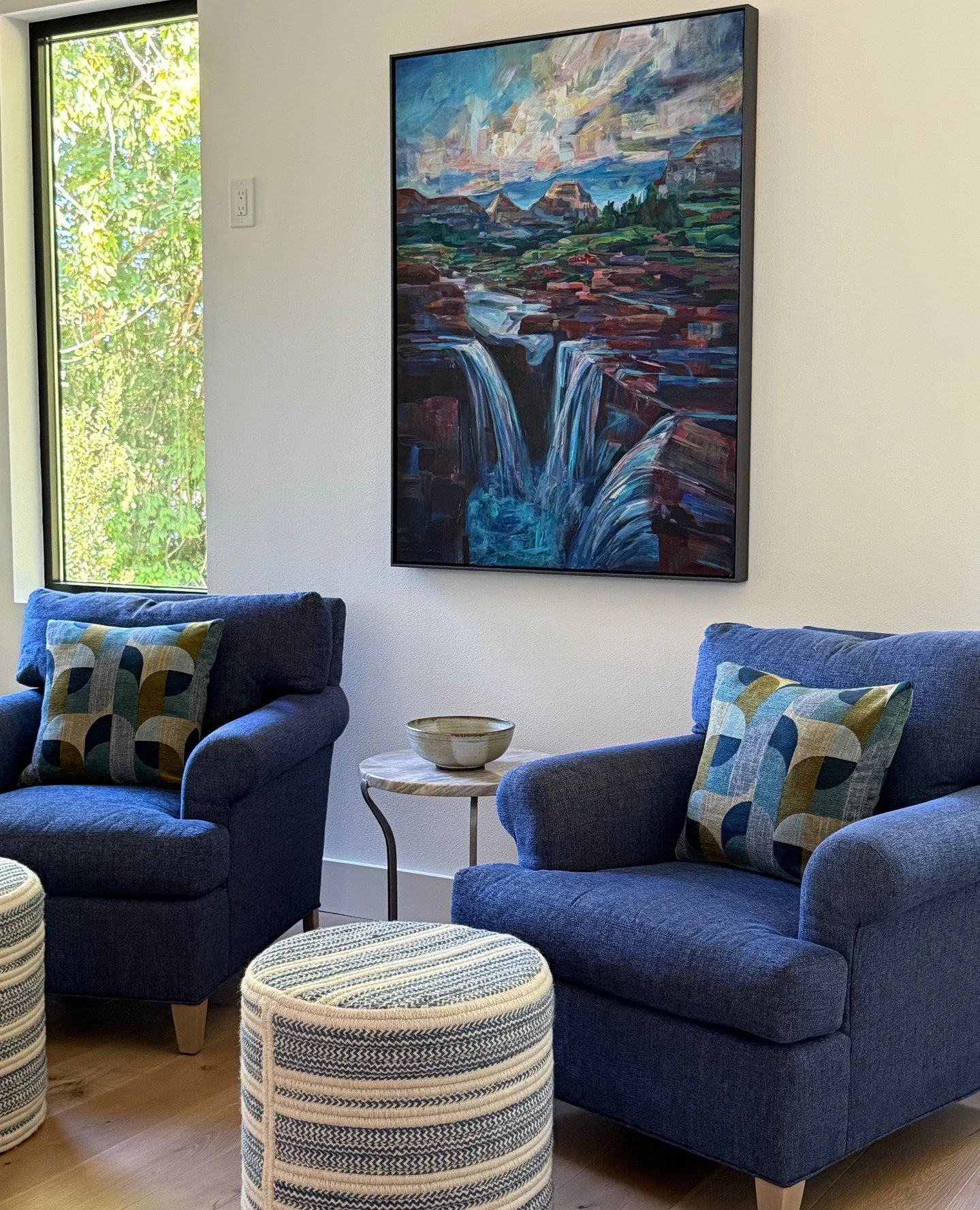 Beautiful blues + greens throughout our waterfront project. ⁠
⁠
Interior Design | @colleenknowles_interiordesign⁠
BTS Photos | @socias.bybella⁠
⁠
.⁠
.⁠
.⁠
⁠
 #colleenknowlesinteriordesign #CKID #interiordesign #seattleinteriordesign #luxuryinteriorde