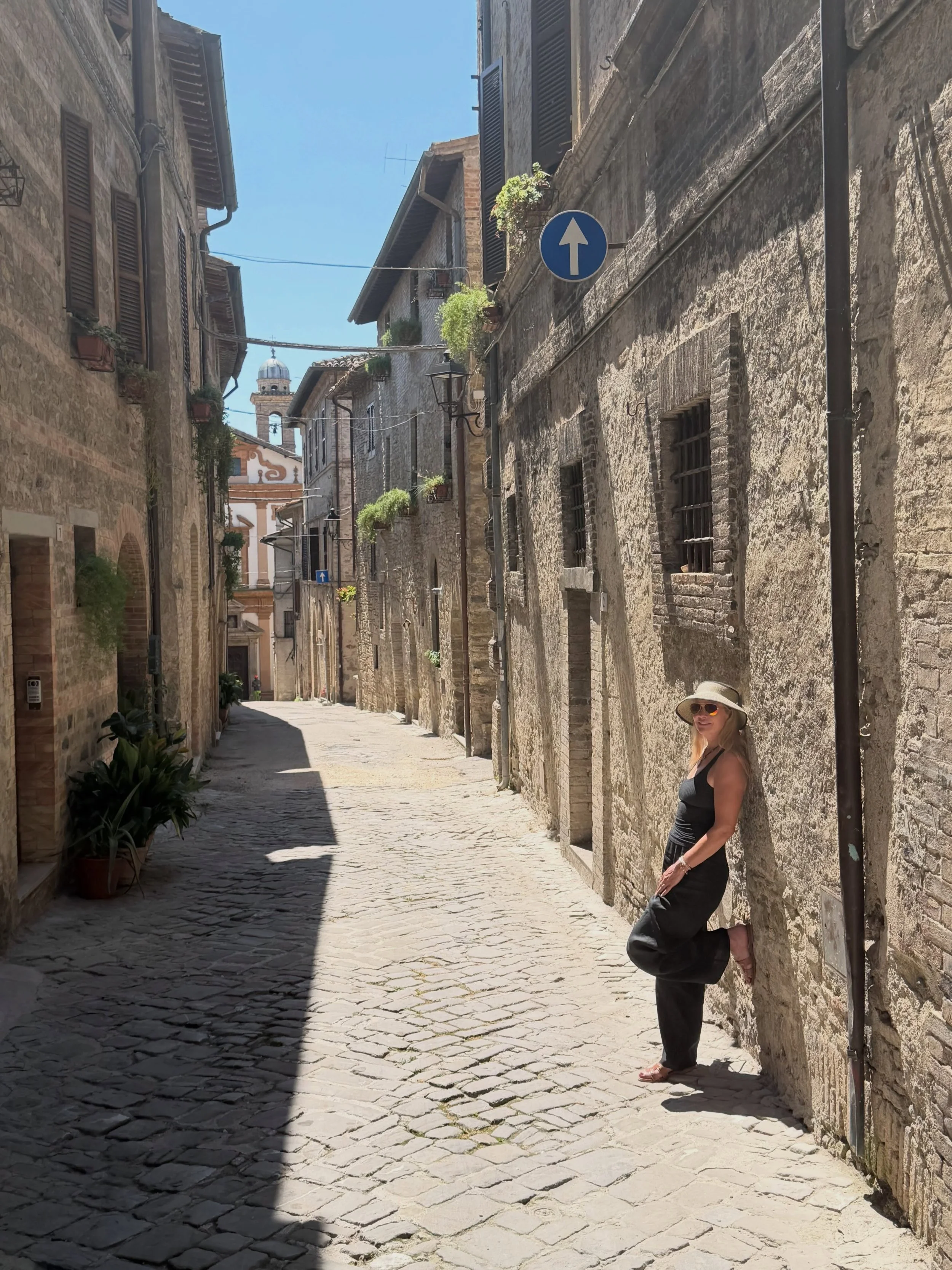 Spent part of July in Italy, one of the highlights was the rich inspiration that comes from such historic places to bring back fresh ideas for fall for clients&hellip;
