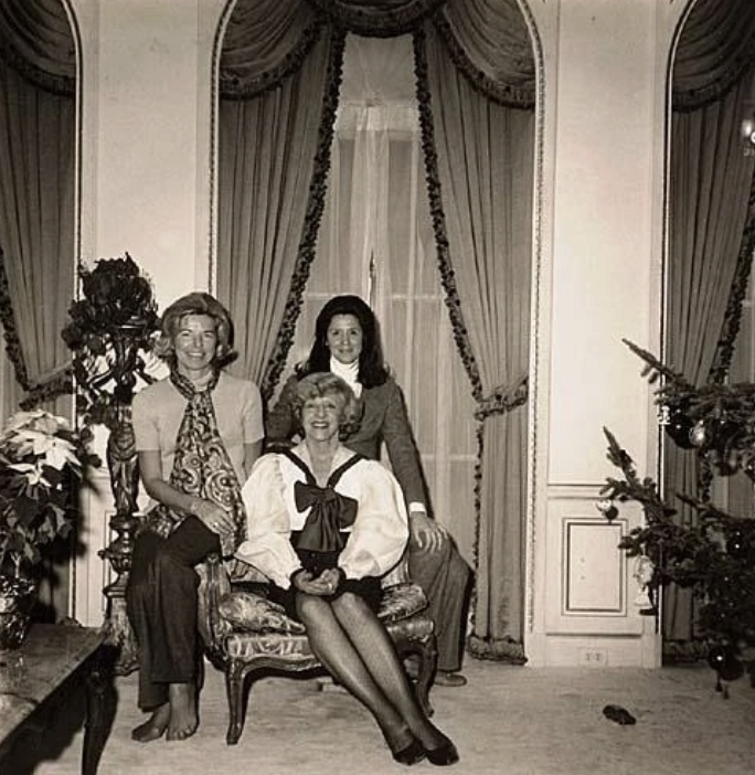  Diane Arbus (1923-1971)   Mimi and Daughters,  1969 Vintage gelatin silver print Estate Stamp on verso, Estate print number 6811-2-OU-1114 (77) and Doon Arbus signature in ink on verso With a letter of provenance from Konrad Matthaei who comissioned