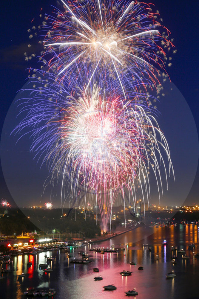 CTY fireworks05p