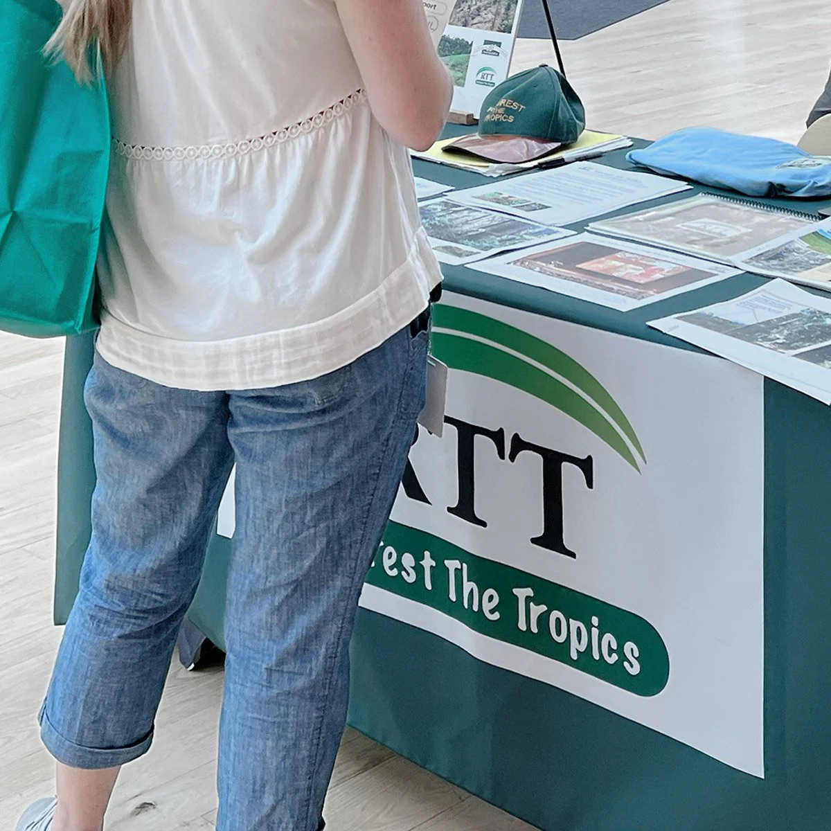 Planning a Green Fair for Biologists