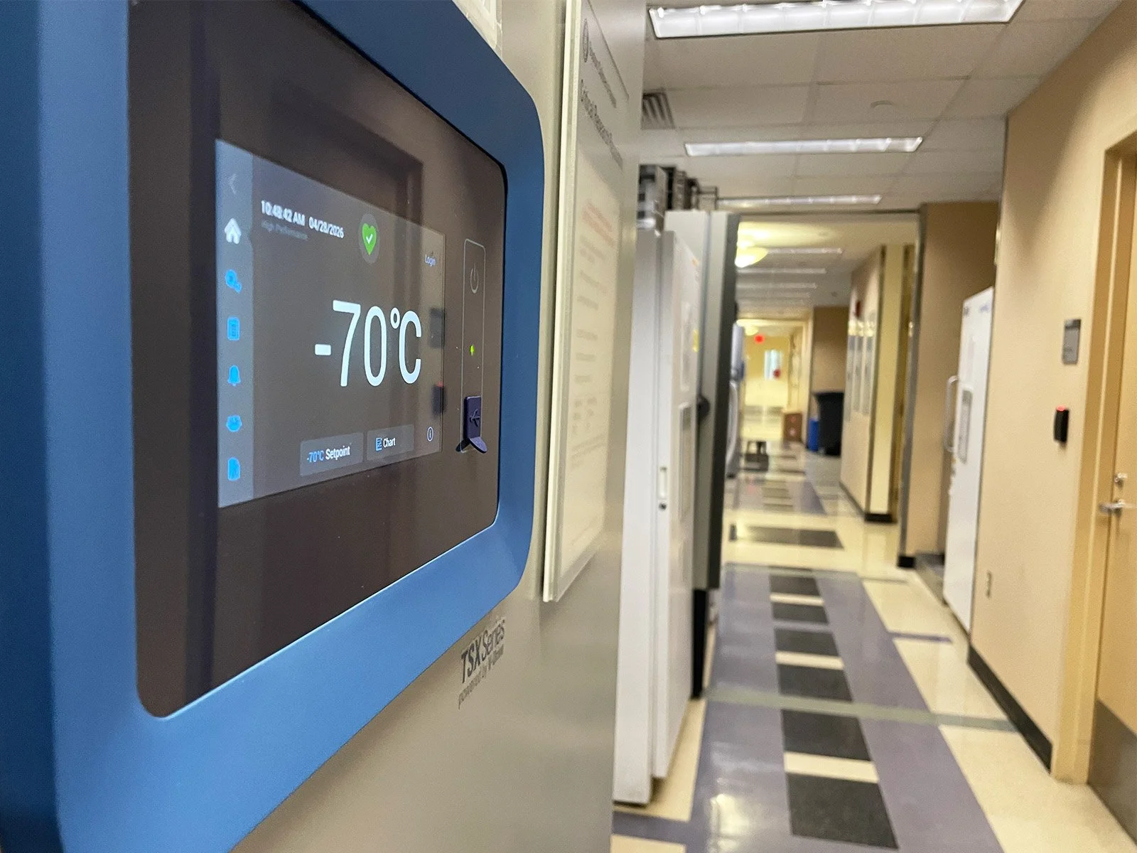 LabConscious_Blog_BostonChildrensHospitalGreen_temp_hallway.jpg