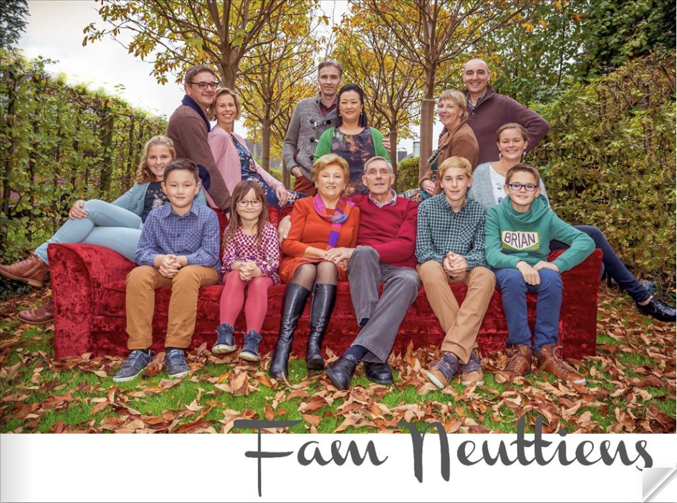 Fotoboek Neuttiens Cover.png