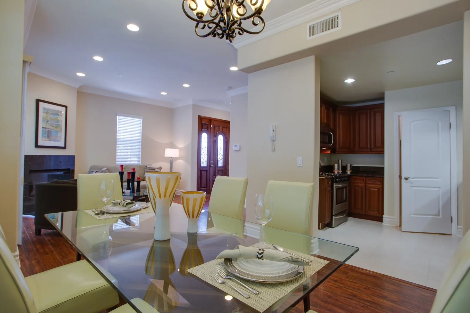 821 S 6th Burbank_MLS-6.jpg