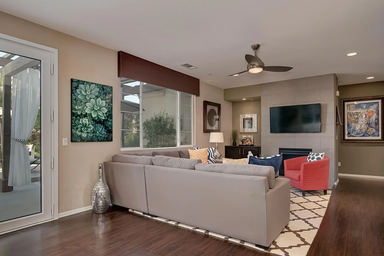 3745+Glen+Ave+Carlsbad+CA-large-004-63-3745+Glen+Ave+Carlsbad-1499x1000-72dpi.jpg