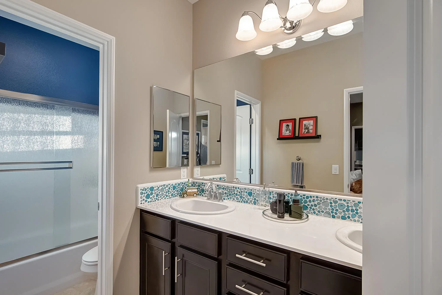 3745+Glen+Ave+Carlsbad+CA-large-029-74-3745+Glen+Ave+Carlsbad-1499x1000-72dpi.jpg
