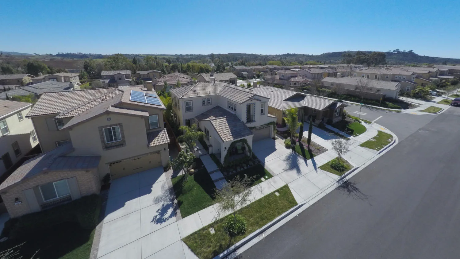 3745+Glen+Ave+Carlsbad+CA-large-047-55-3745+Glen+Ave-1500x844-72dpi.jpg