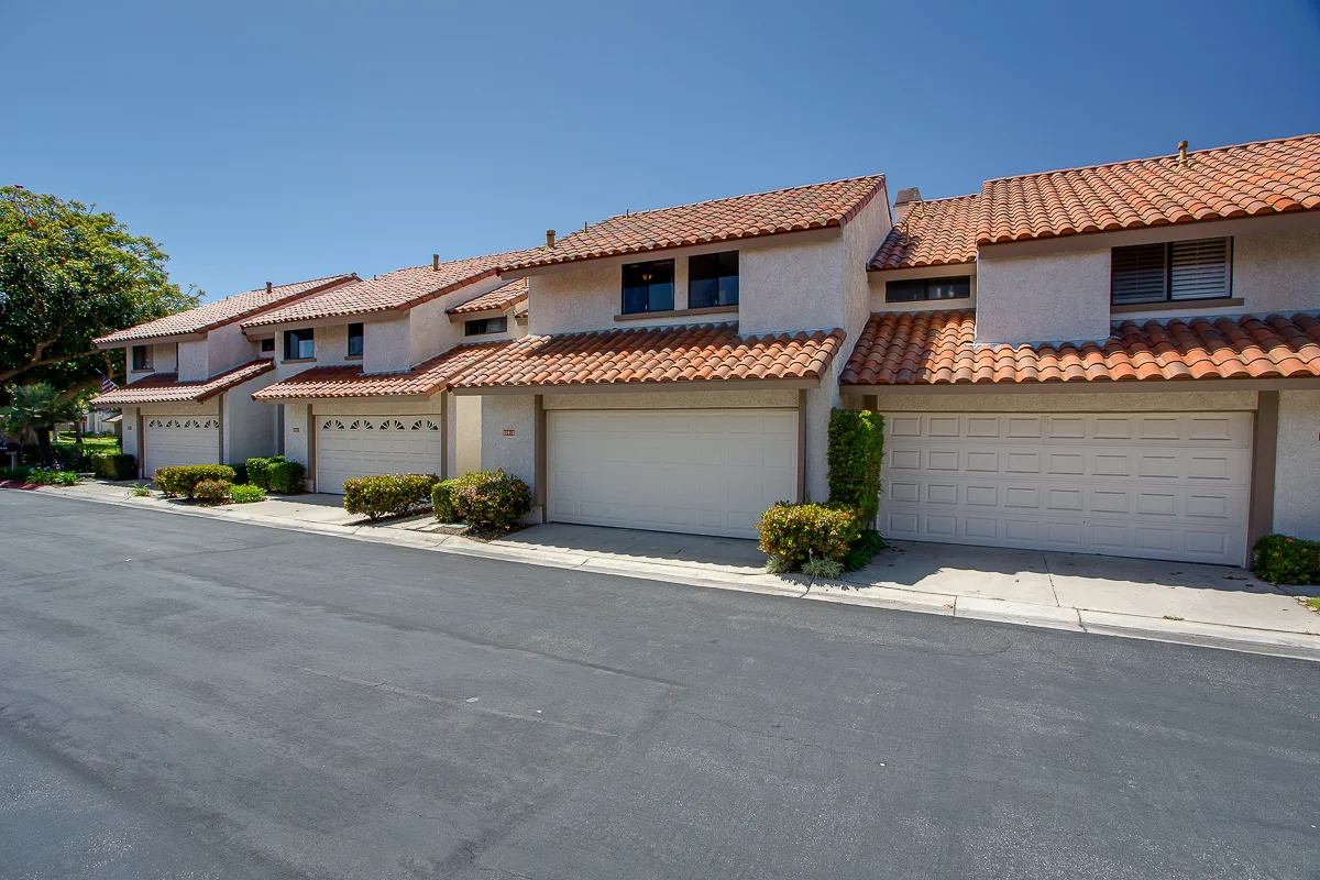 20915+Shellfish+HB_MLS-2.jpg