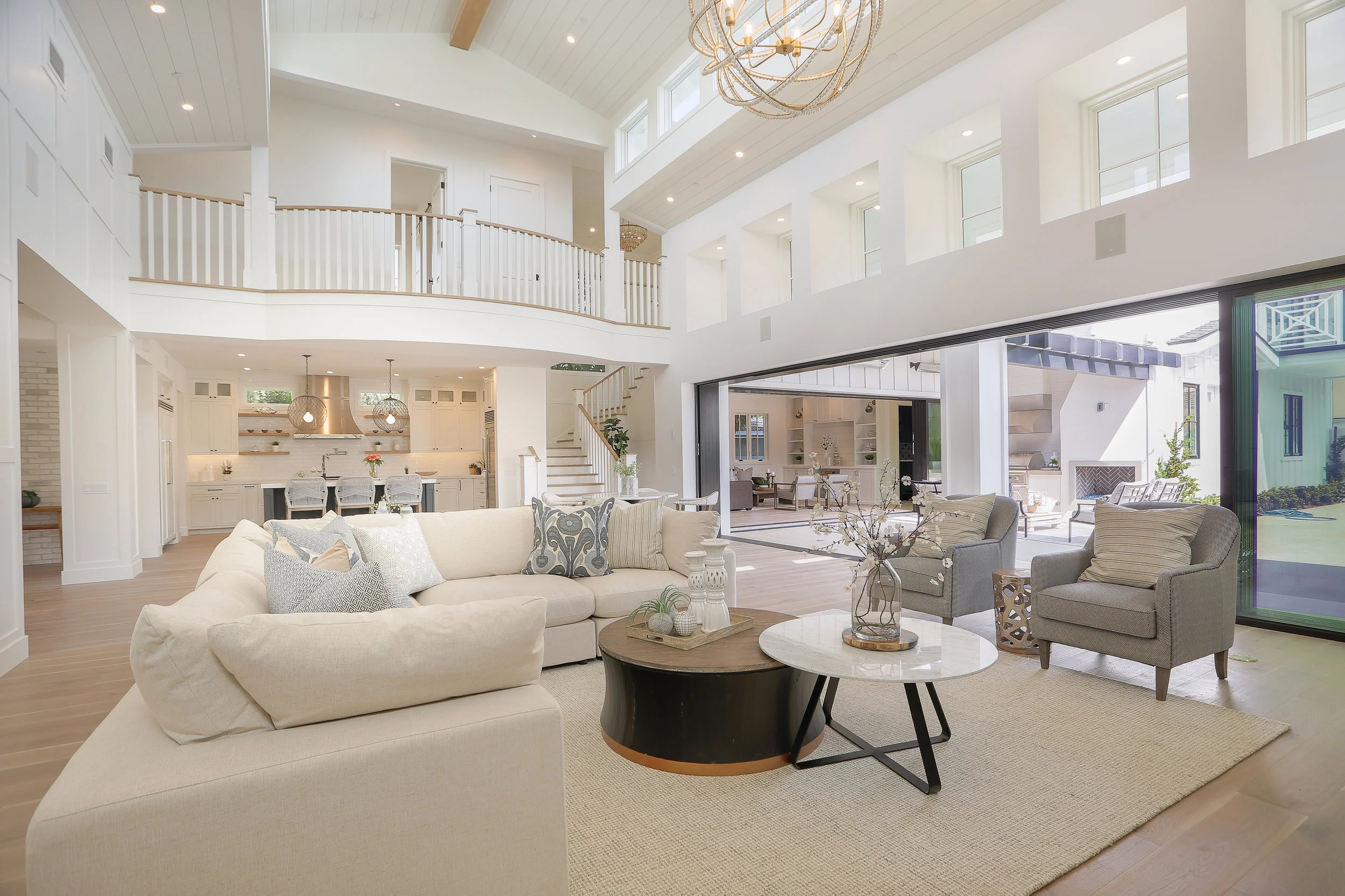 320 Fullerton Newport Beach_Large-11.jpg