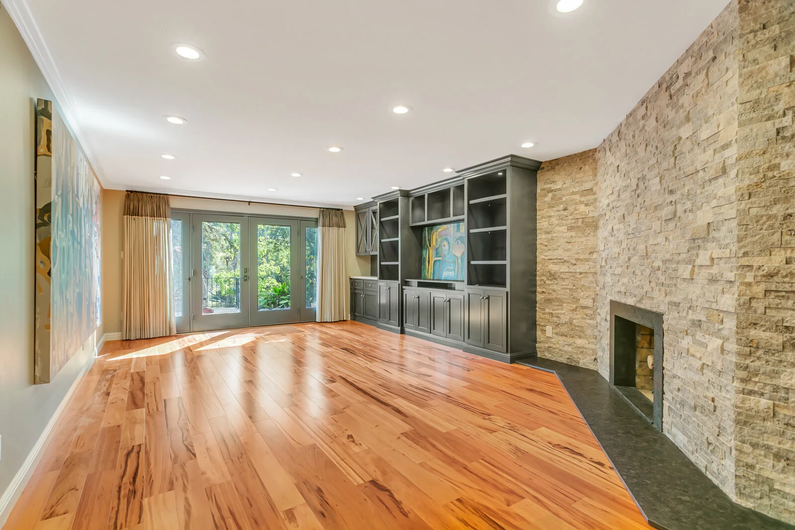 8547 La Tremolina Ln_Whittier_MLS-27.jpg