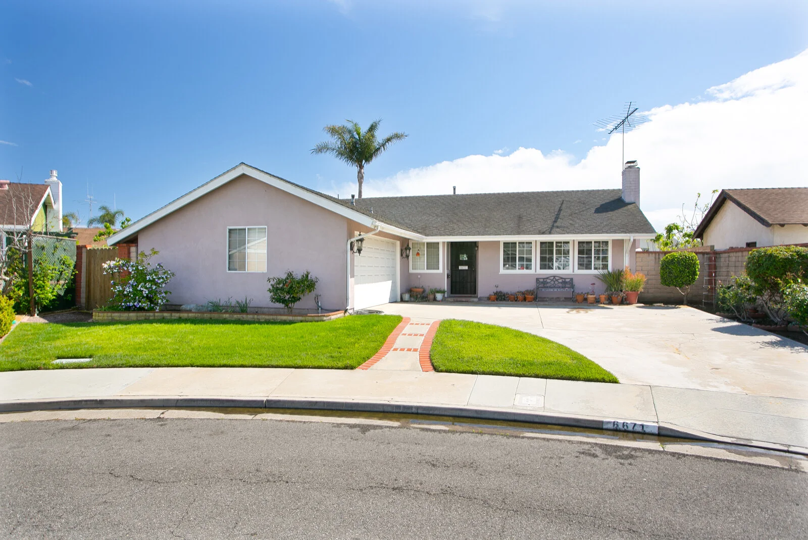 6671 Soria Circle_HB_MLS-4.jpg