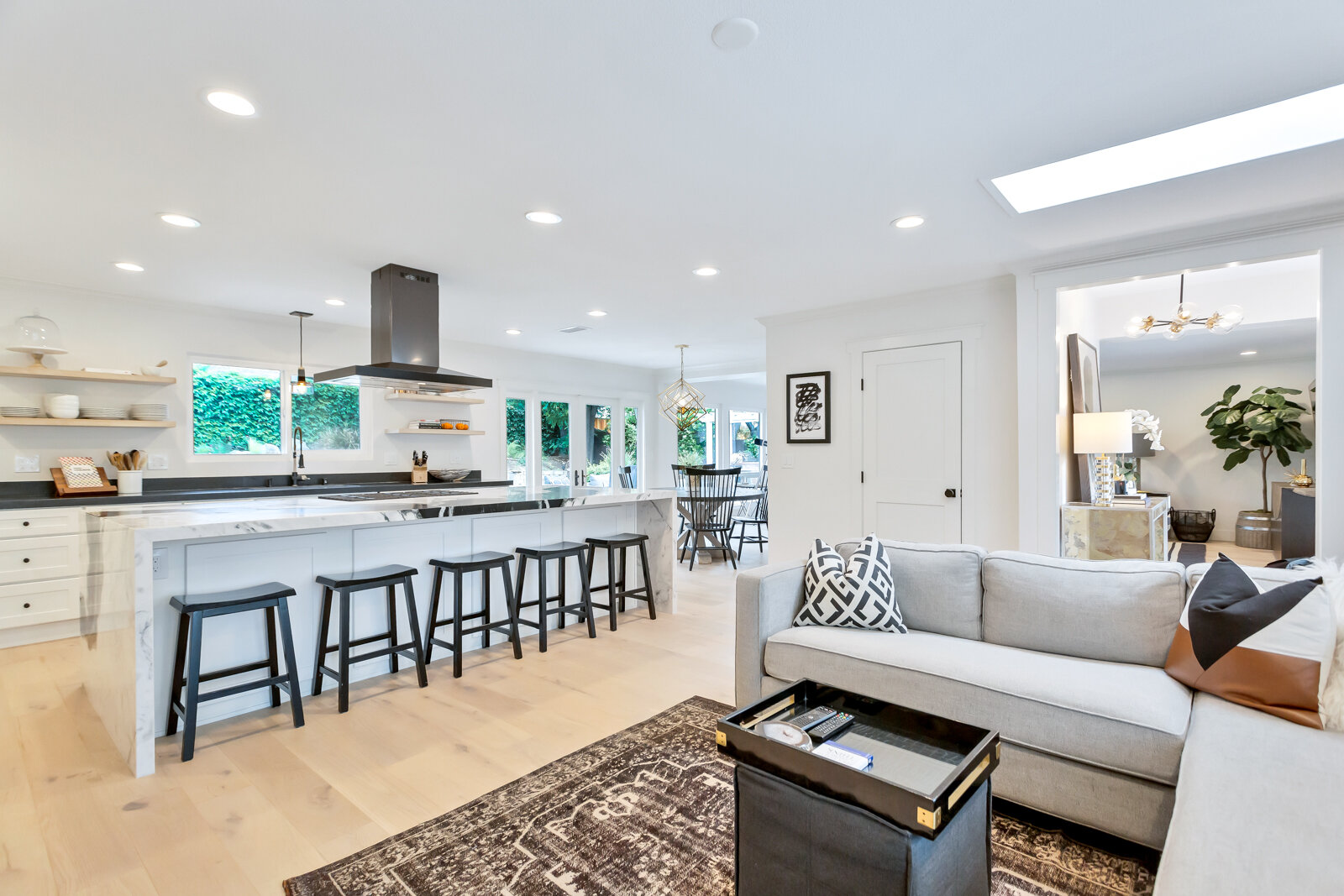 CK_138862 Gimbert Santa Ana_MLS-27.jpg