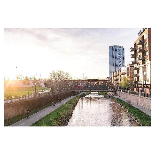 Weekend rides along the South Platte River, Dowtown Denver.⠀
.⠀
#WalkWithLocals #WWLxDenver #FujifilmX_US #VisitDenver