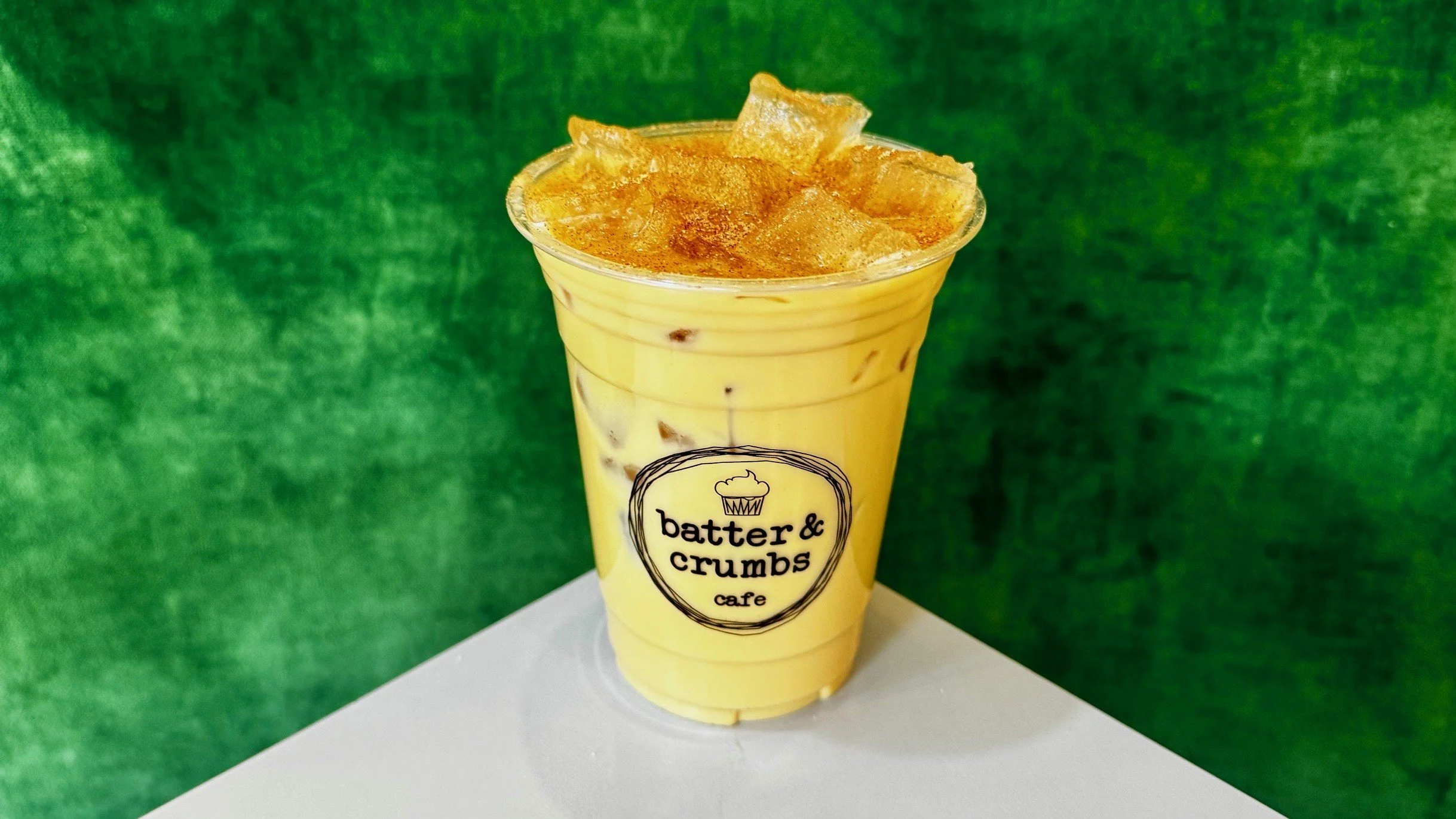 iced pumpkin spice latte
