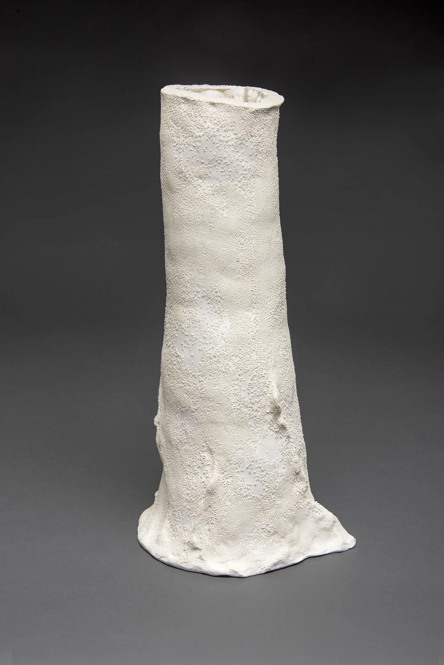 Mario Petrirena, untitled ts-2, 2023, clay, 21.75 x 9 x 7.50 in