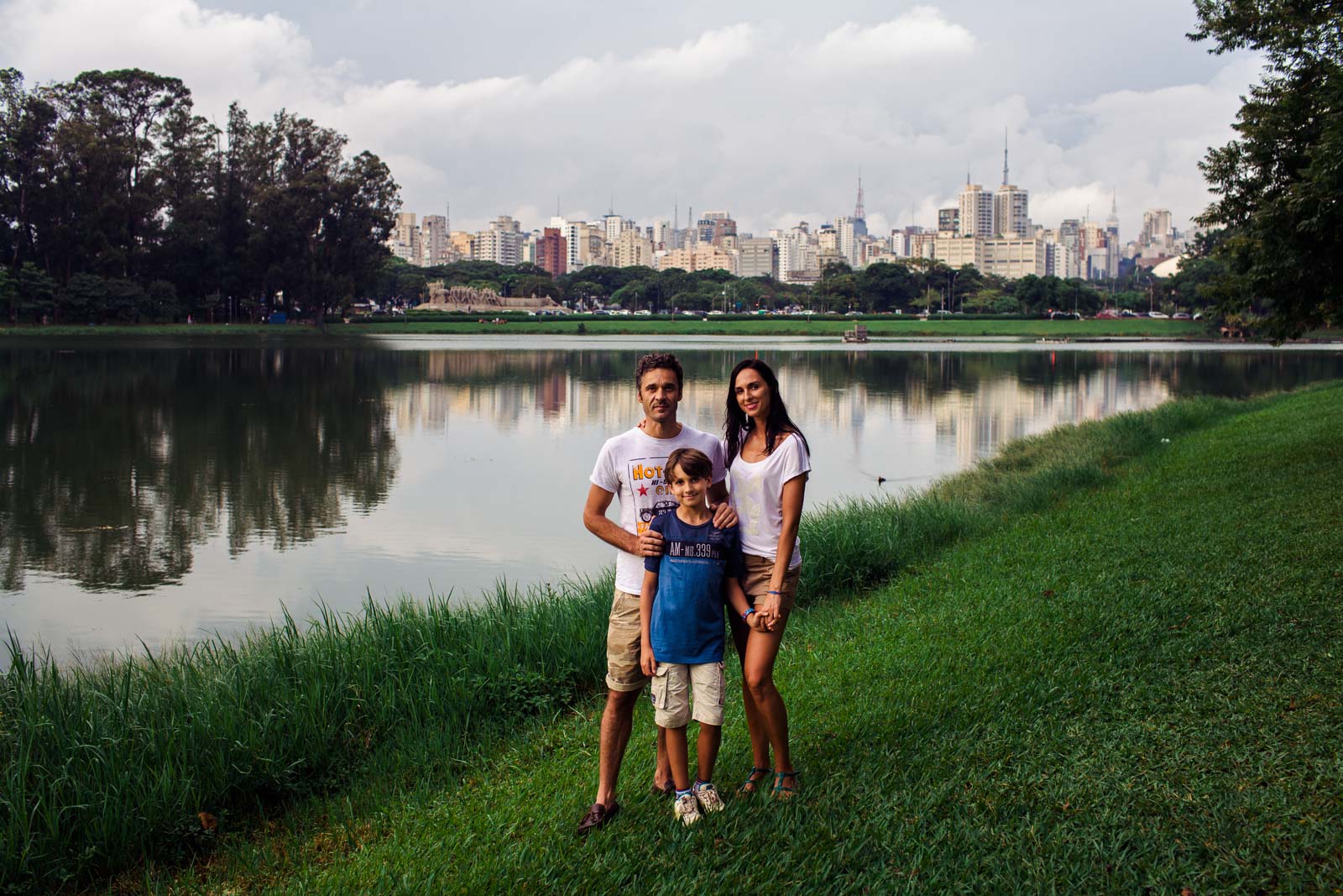  Elena teaches Italian and she is a blogger of an association called  Vivi San Paolo  founded by the Italian expat. She is in Brazil for three years following the husband businessman. 