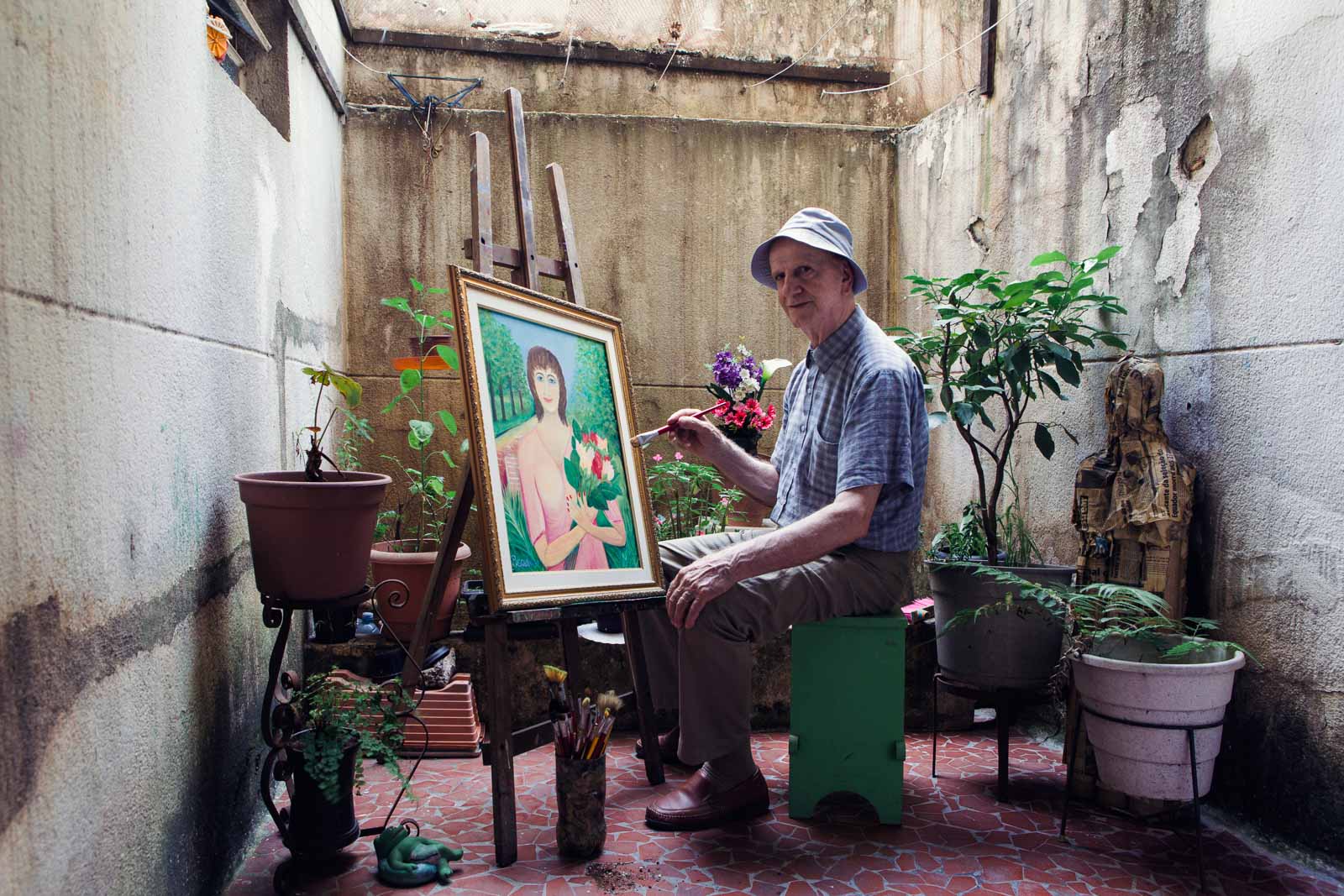  Pasquini, born in Italy but came to Brazil in the '50s. He is painter and philosopher. 