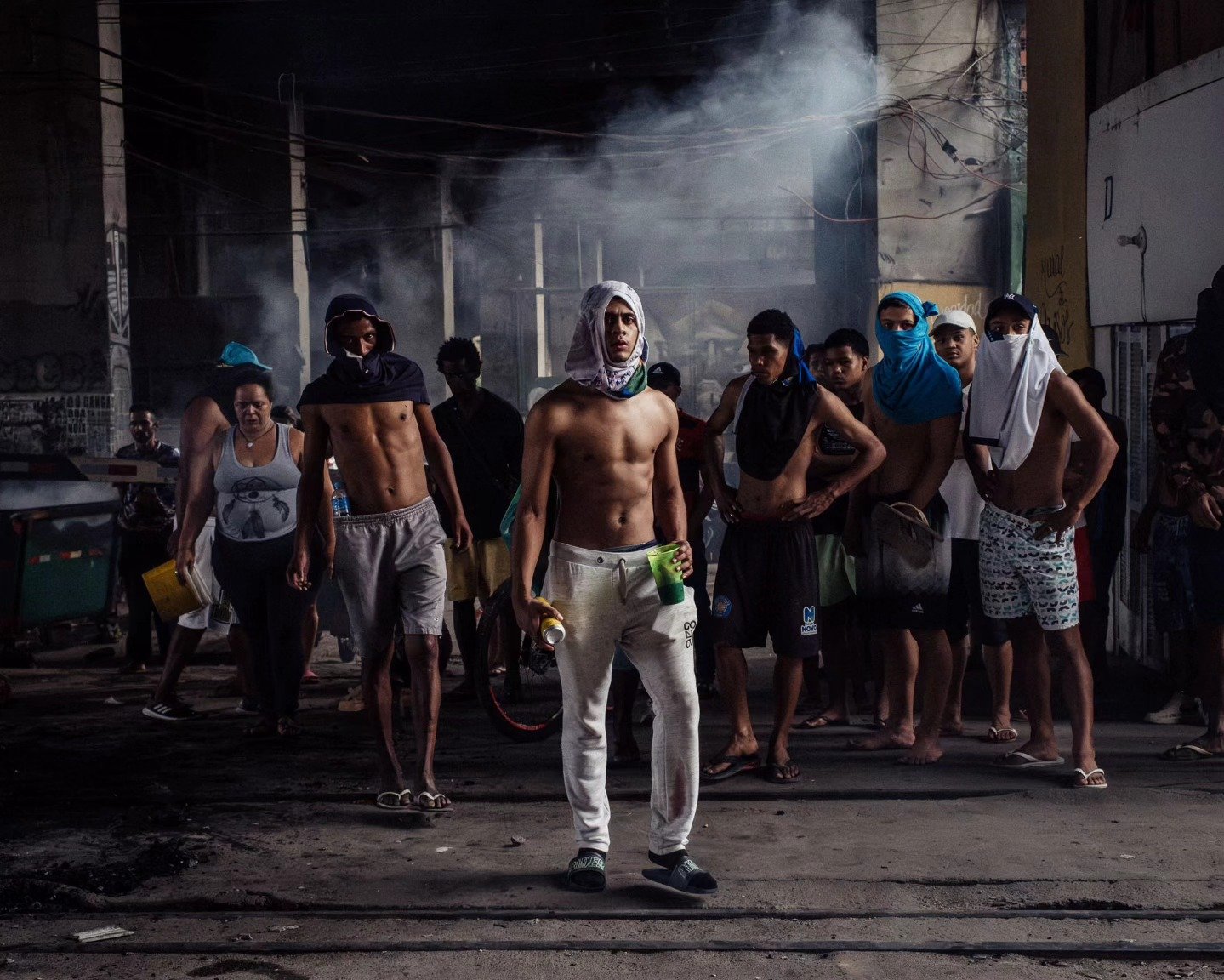 Em abril, no Brasil, o governador de extrema-direita Tarc&iacute;sio de Freitas deu uma ordem brutal de desocupa&ccedil;&atilde;o da @faveladomoinho , &uacute;ltima favela do centro da cidade, onde pretende construir um novo bairro administrativo. Ap