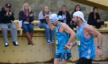  Mike and his sighted guide Jim Irvin compete in last years Pittsburgh Marathon