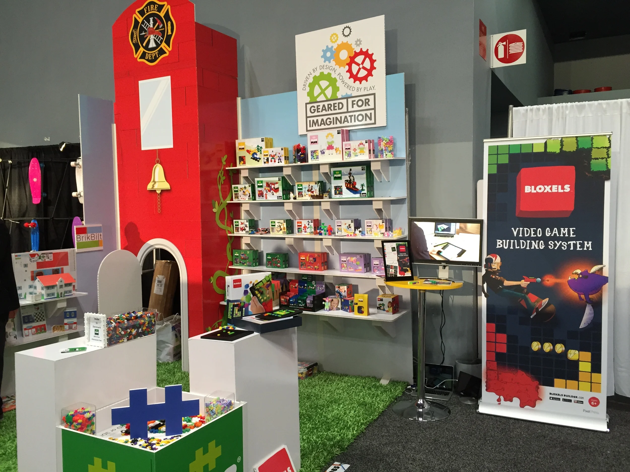 We're at New York Toy Fair 2015.