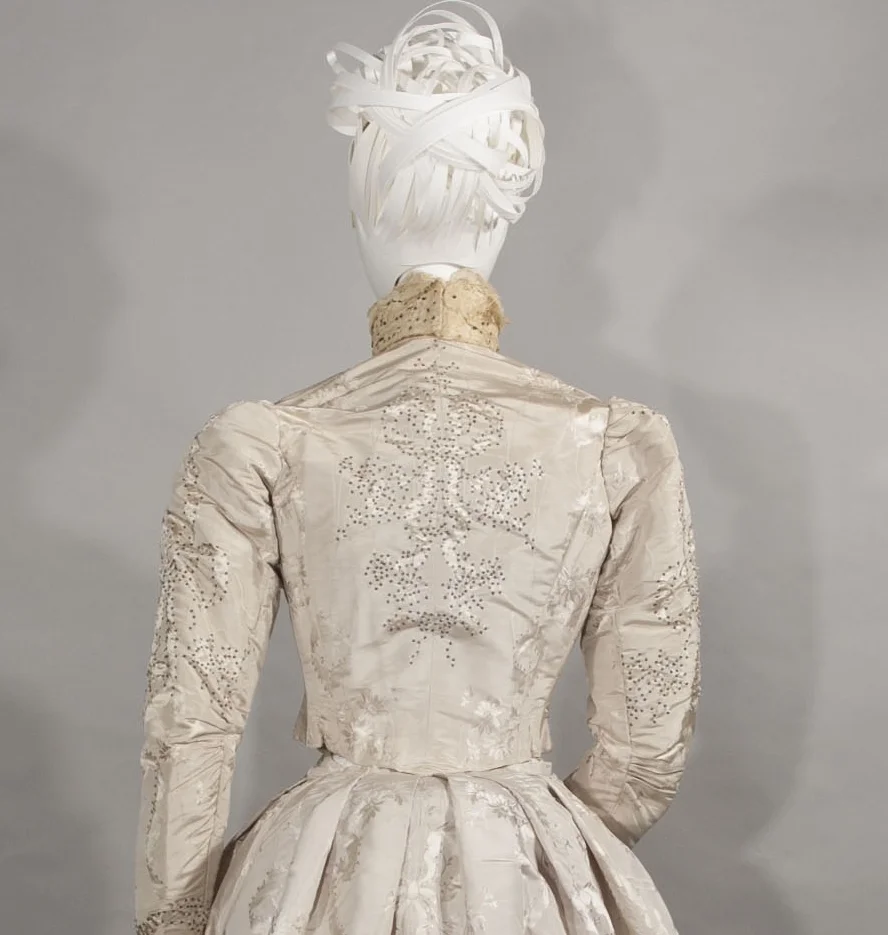 Back of the bodice after treatment