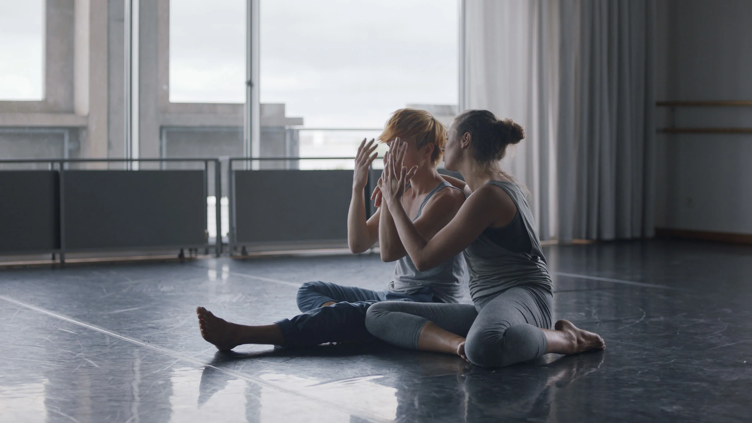 03_S&E-hires-videostill-1.jpg