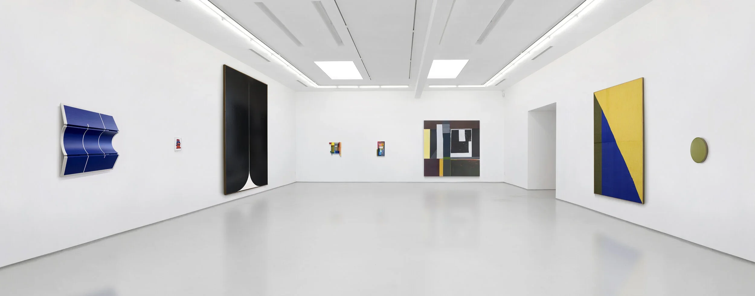  DREAM SHOW (April-May 2020) is a virtual art exhibition curated and rendered by  Evan Trine . Participating artists:  Johnny Abrahams ,  Nick Aguayo ,  Matthew Feyld ,  Marie Hazard , Robert Moreland, Karri Paul, Evan Trine, and  Brent Wadden . 