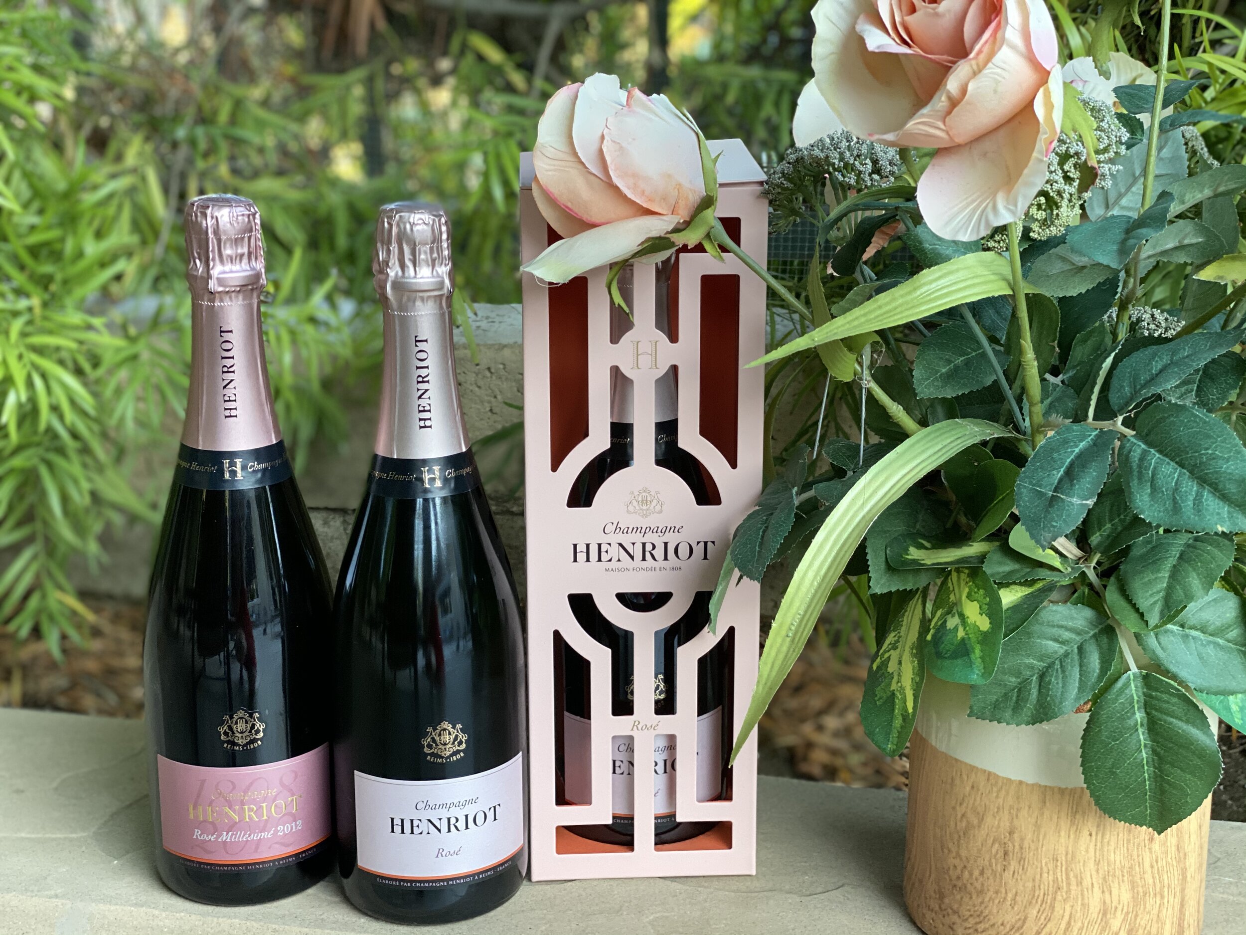 Top Rose Champagne Summer 2020 - Champagne Henriot.jpg