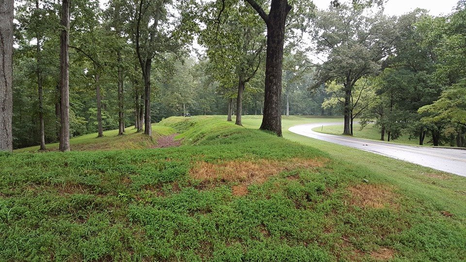 OUTSIDE OF THE ACTUAL LOCATION OF THE FORTRESS, THE FORMER TRENCH POSITIONS REMAIN PRESERVED, ALBEIT SOMEWHAT ERODED. SOURCE: AUTHOR.