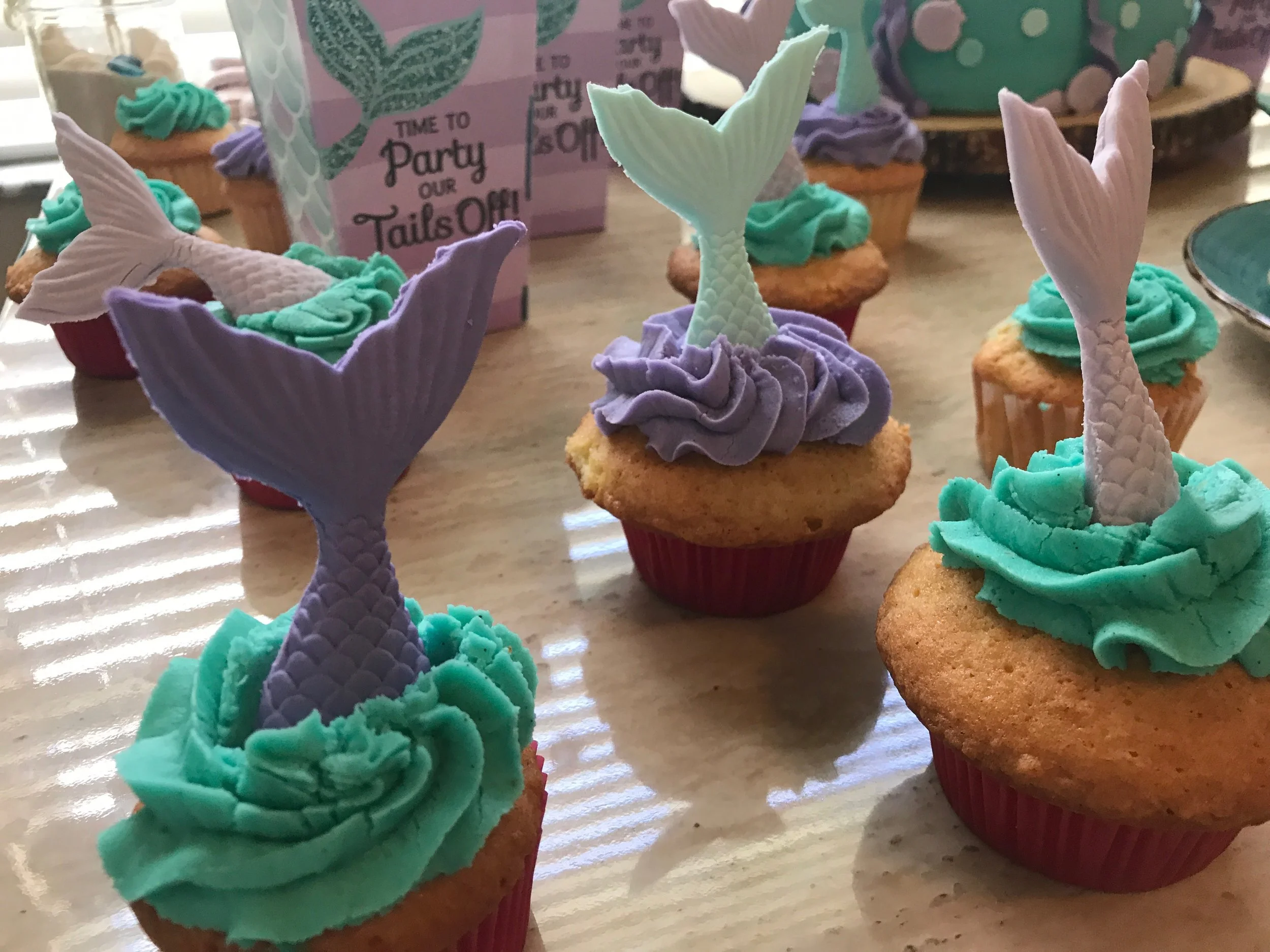 mermaid cupcakes.jpg