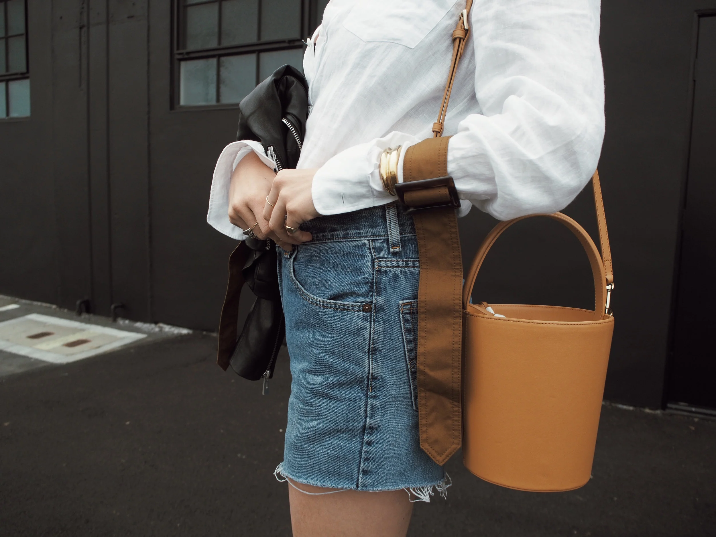 How To Wear A Men's Button Up