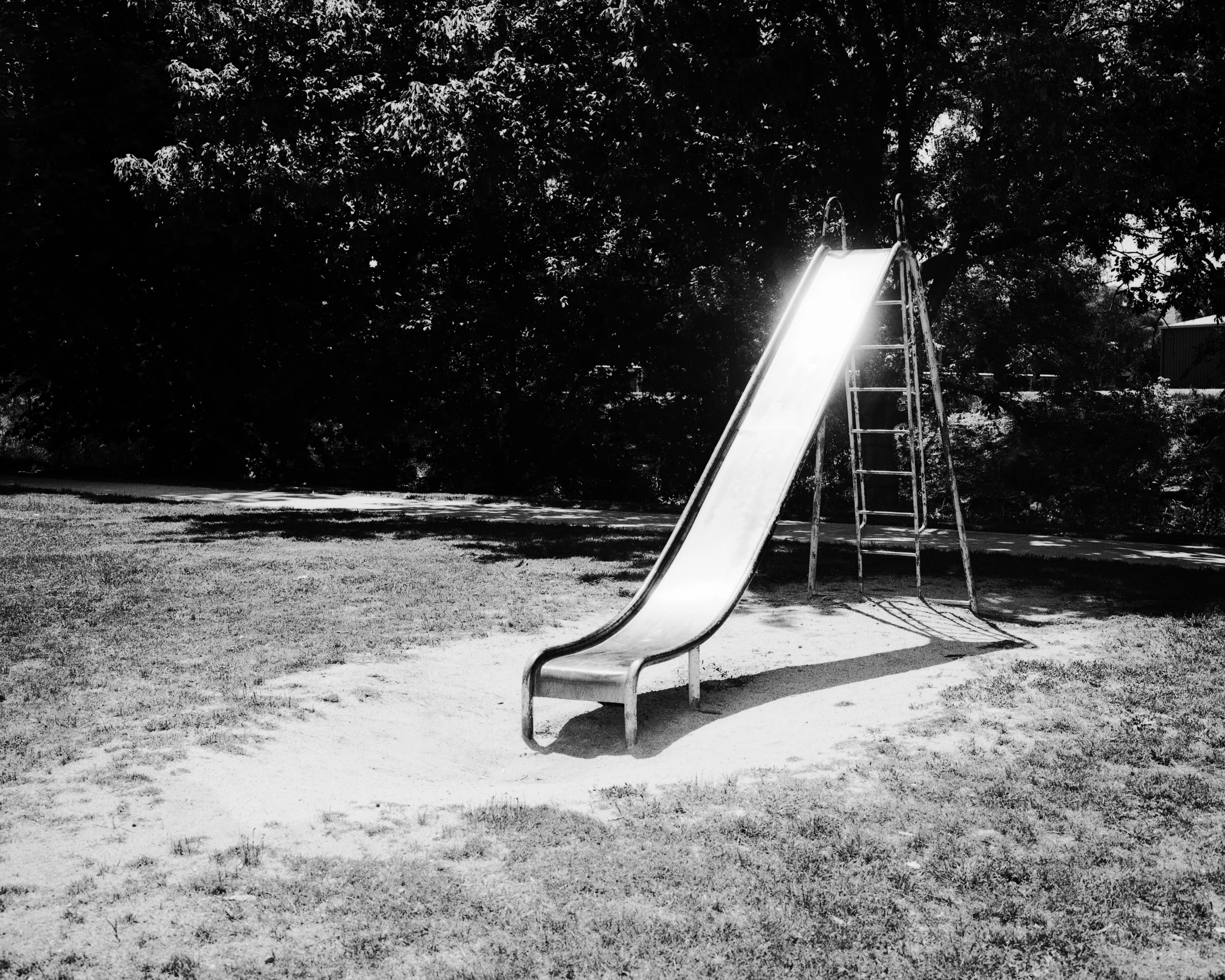 Trent_Parkex_Australiax_born_1971x_Slippery_dipx_Gundegalx_New_South_Walesx_2007x_x_Trent_ParkeMagnum_Photos.jpg
