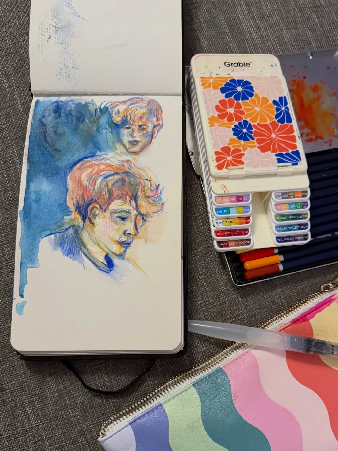 6/100 Bodie ☺️ 

Quick sketch on the road #newfamily