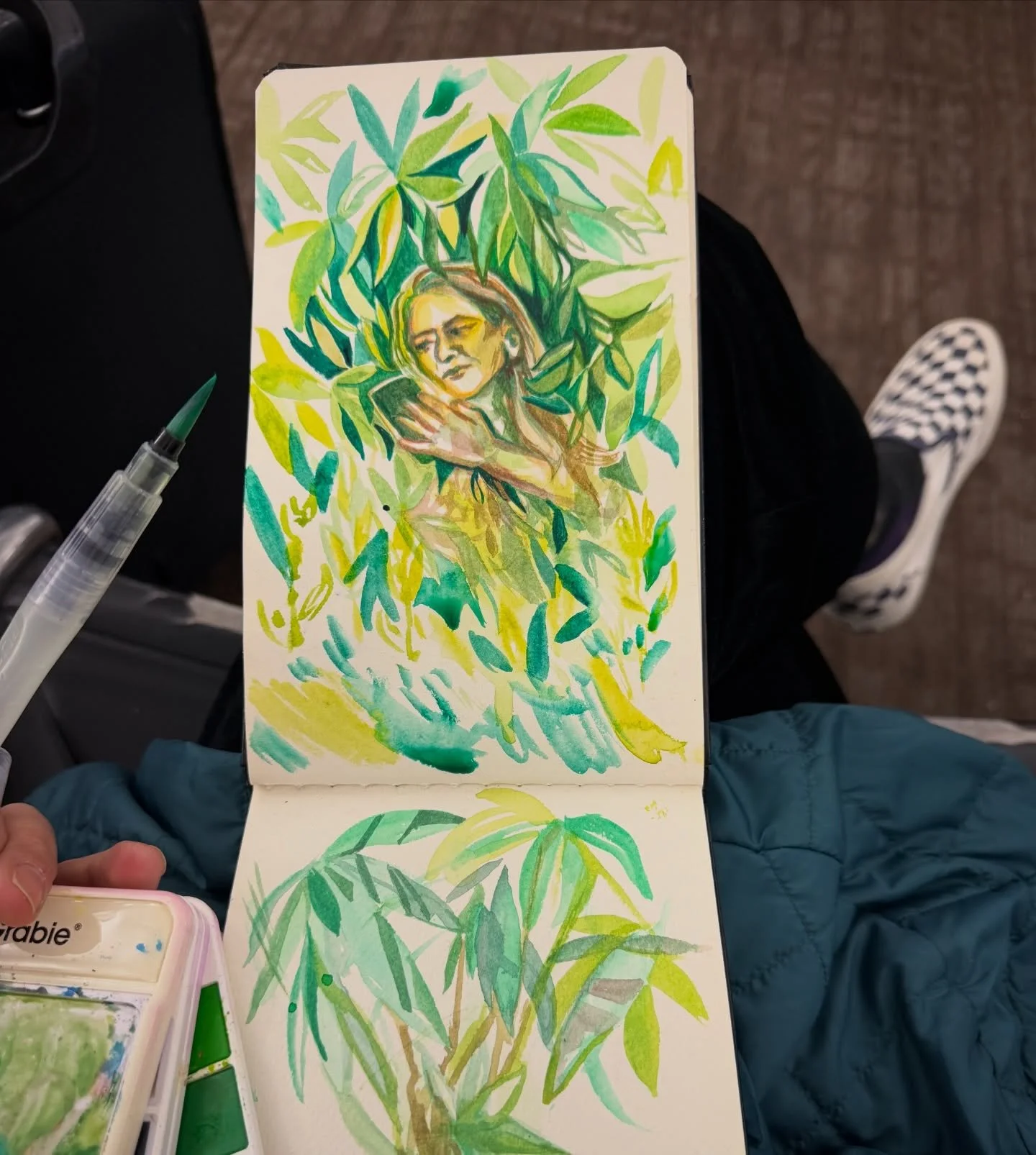 7/100 A day behind before a red eye flight 🙃 💤