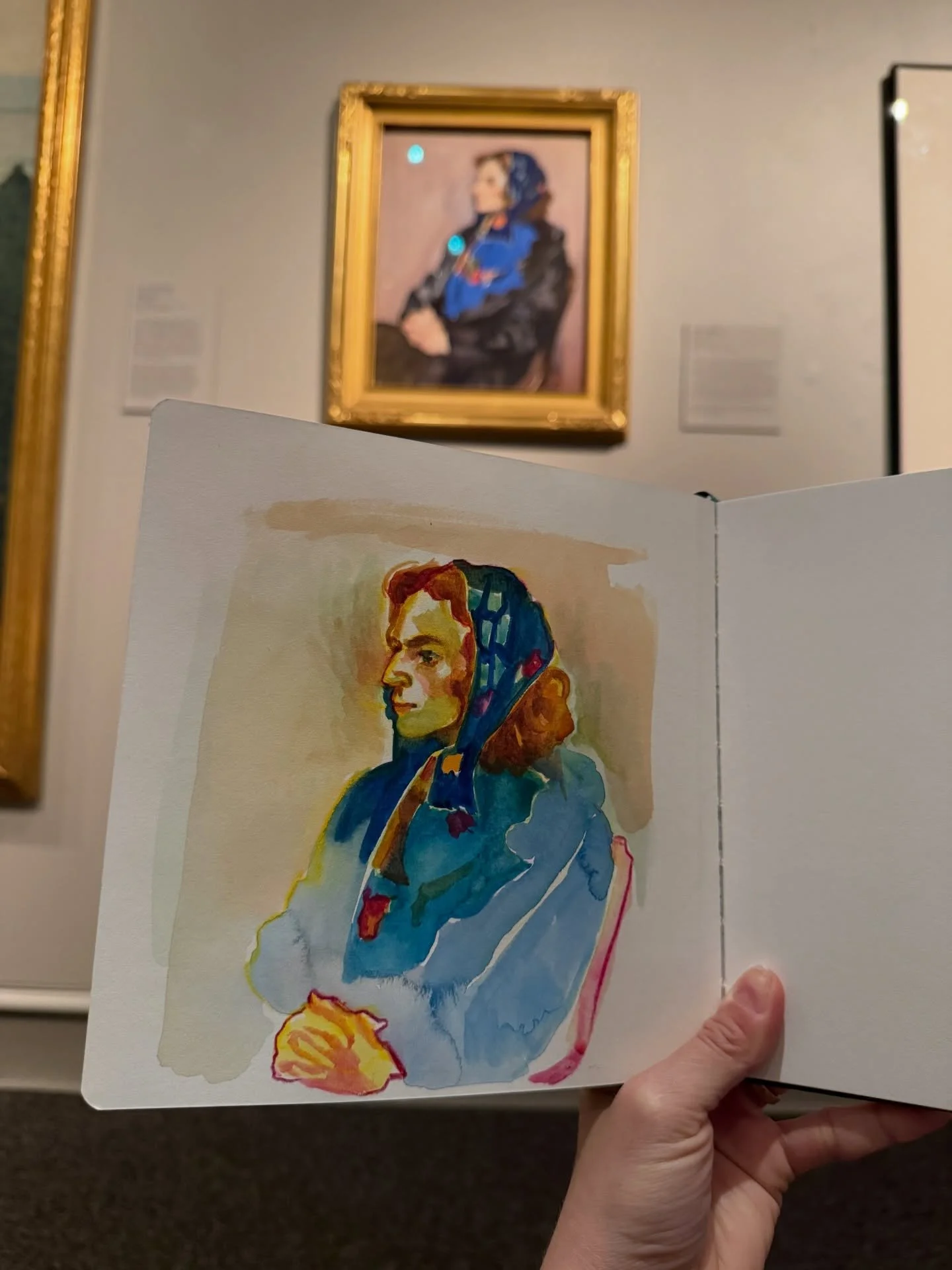 27/100 Sleepover in a portrait gallery with Girl Scouts 

What are the odds? 🙌🏽