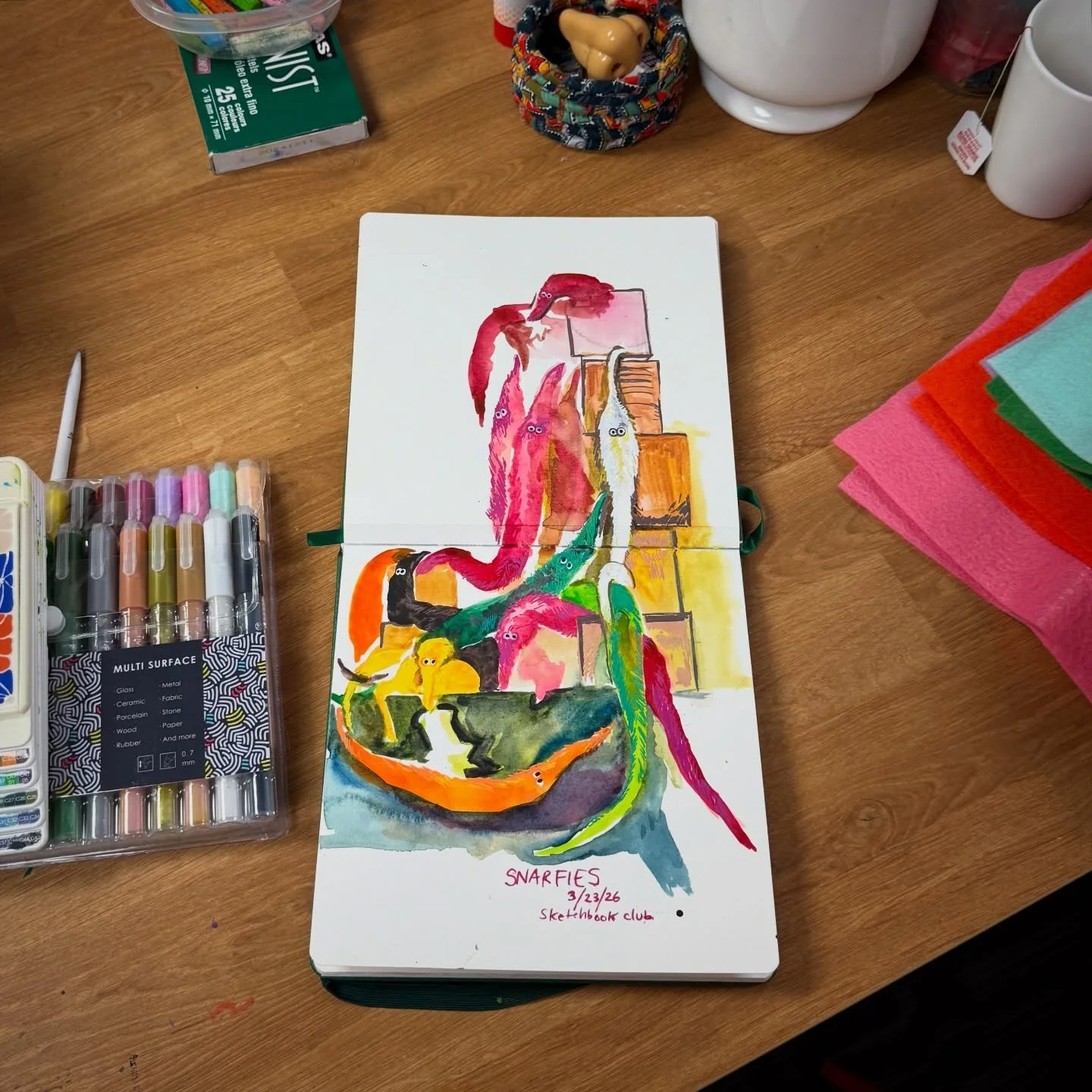 27/100 Sketchbook club with some Tweens and I was introduced to Snarfies. @nimble_craft 

Join us in two weeks for more sketchbook fun.