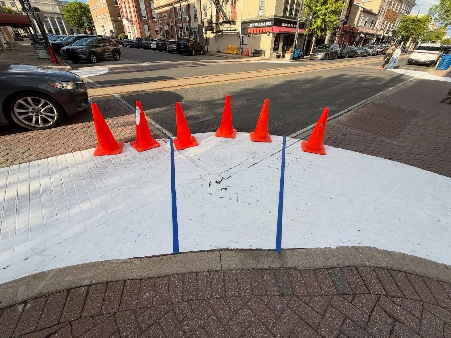Karith (of @nimble_craft ) and I designed corner murals under the traffic calming program with the Media Borough. This weekend we started painting them and the hope is they will slow traffic and keep pedestrians safe at Veteran Square on State street