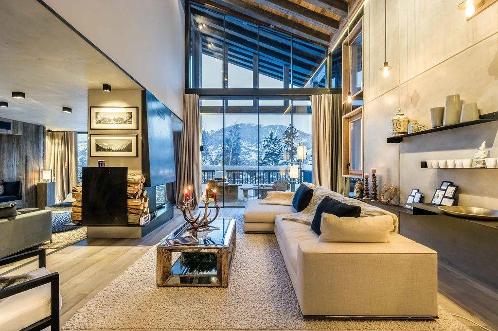 BLOSSOM HILL CHALET - WORLDWIDE PROJECT