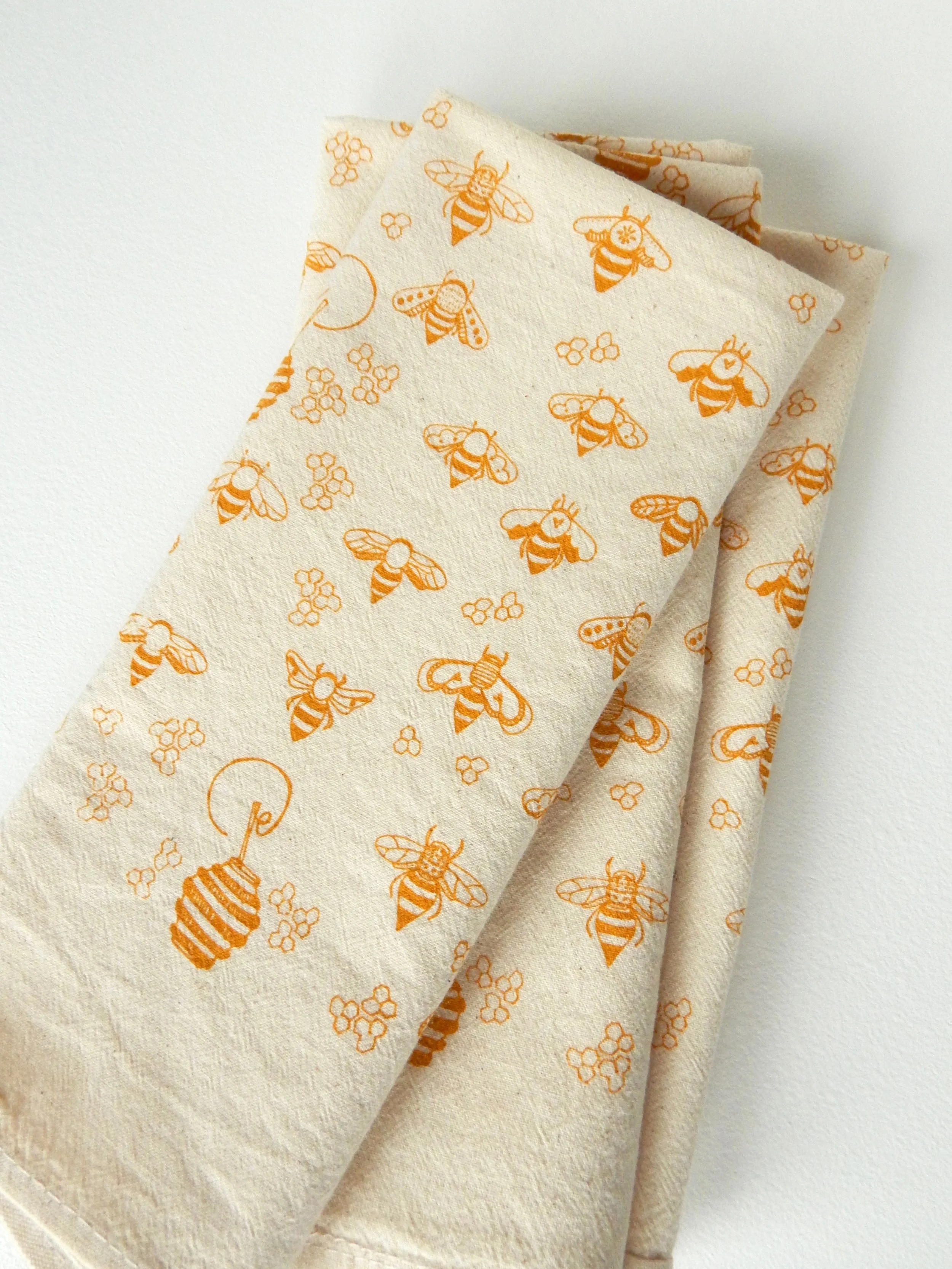 Bee Cotton Napkin 3.jpeg