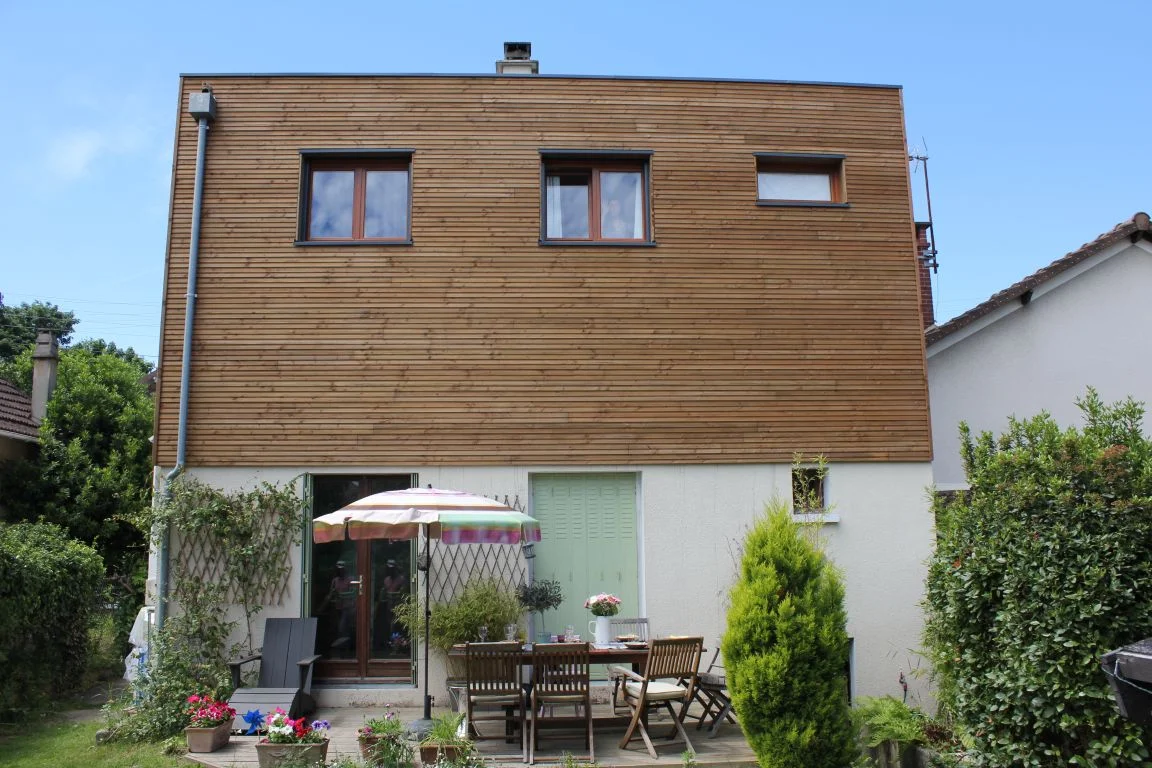 02_facade est face.JPG