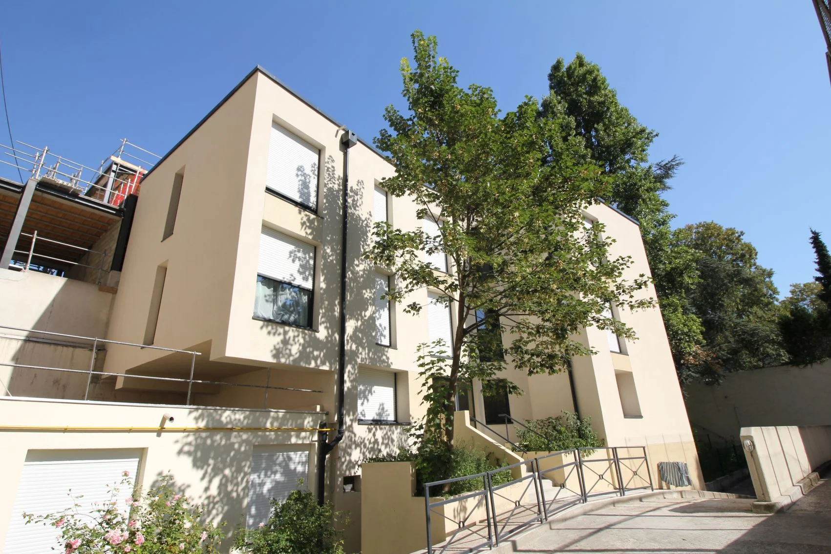 VUE DEPUIS AVANT_PROCHE.JPG