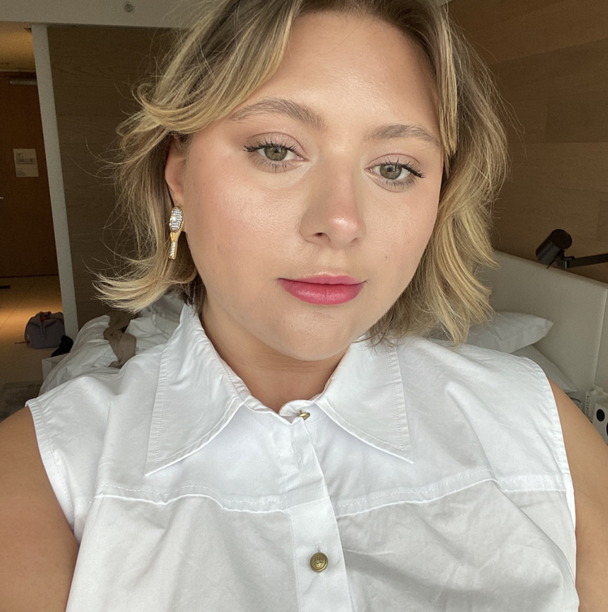 Cosmopolitan: Can Chin Filler Really Get Rid of A Double Chin? I Tried It
