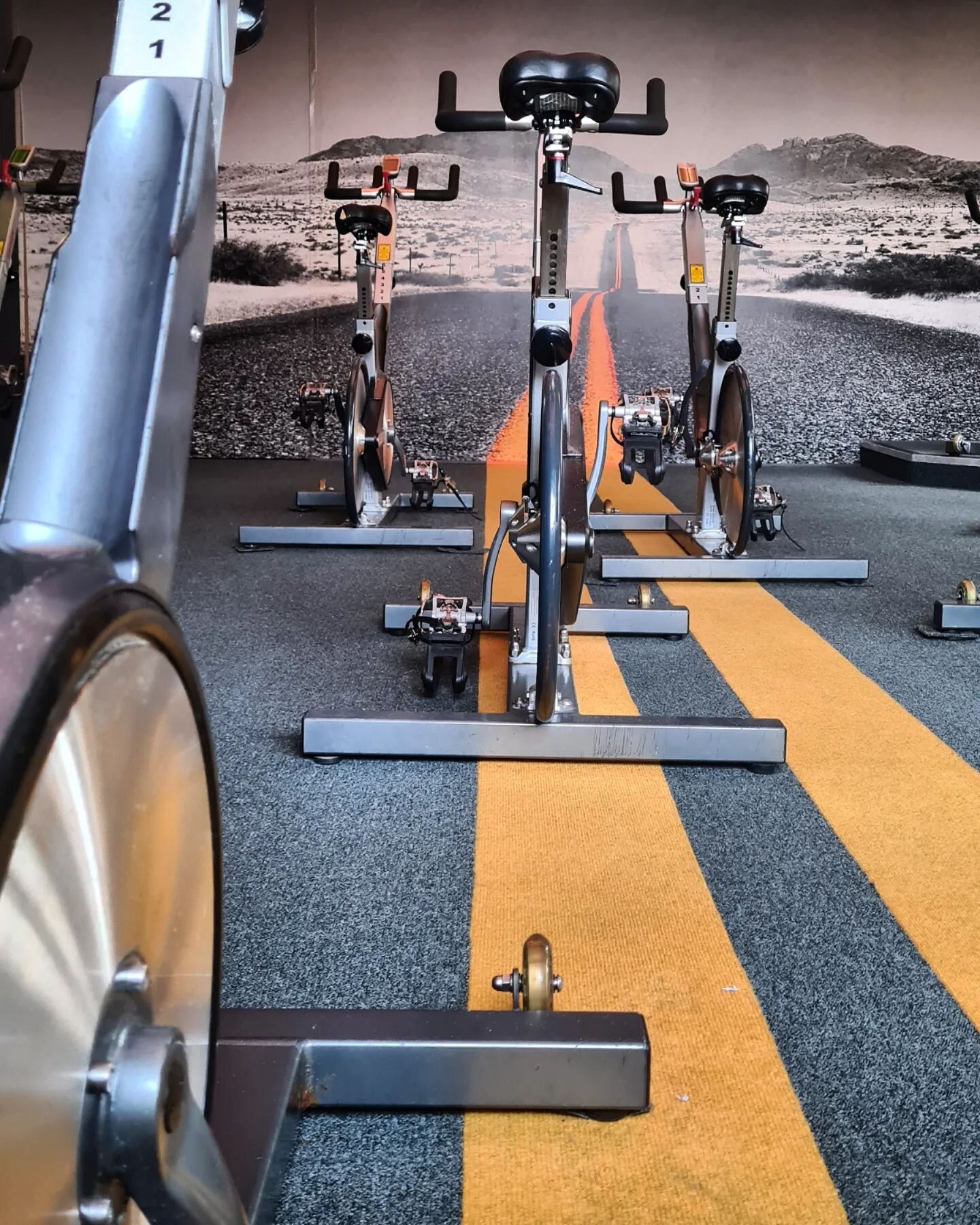 Get on the bike and sweat off the stress.

Our classes are designed to make you burn calories and allow you a little time to calm your mind.

Book your classes now via the app or at reception. ✌🏼

#teamfifth #fifthdimensiongym #stroud #ebley #cotswo