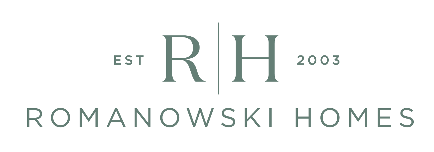 Romanowksi_Homes_Logo_Workmark_W-01.png