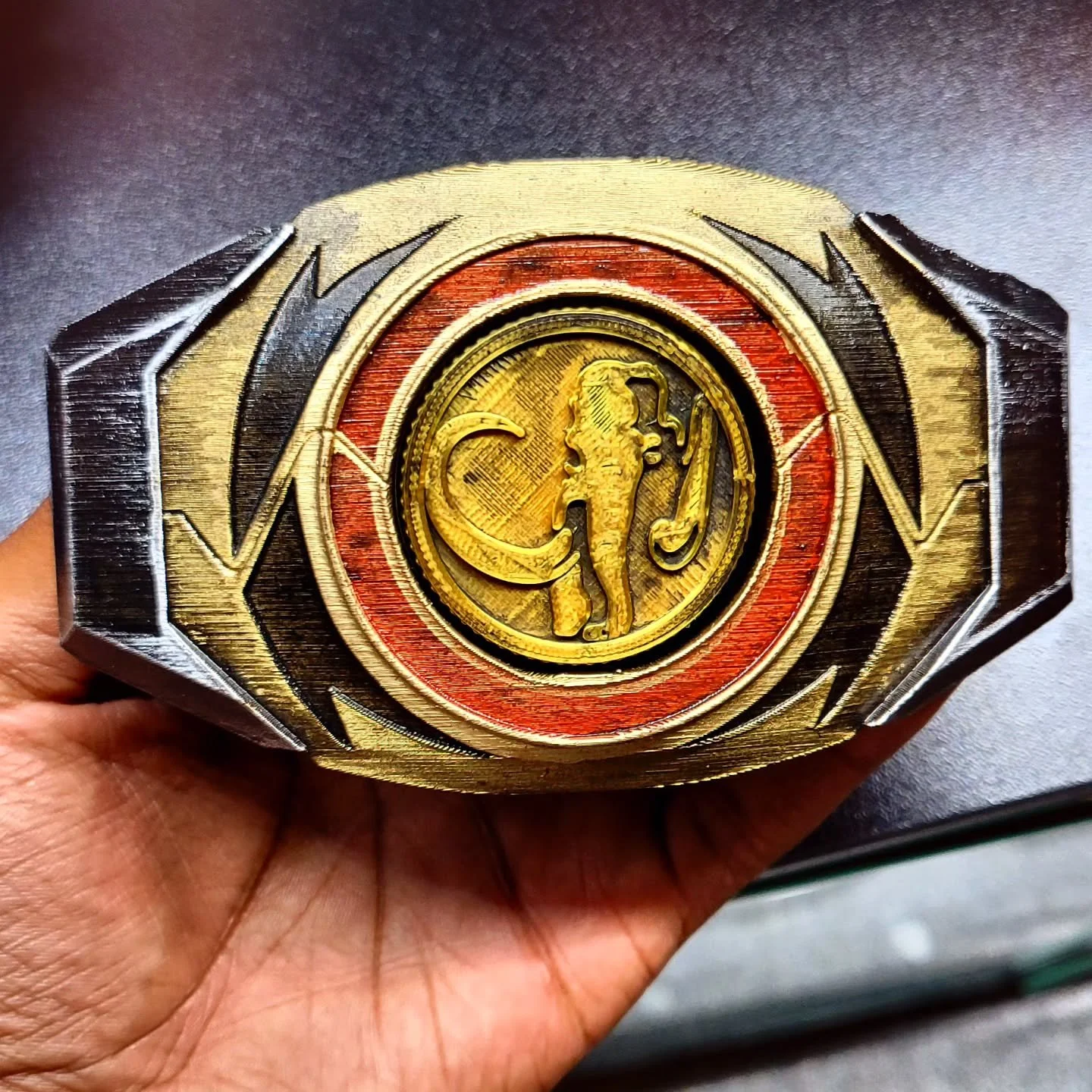 Im a bit of a nerd, especially when it comes to power rangers. Got several of these morphers
#emissaryuly #powerrangers #morphers